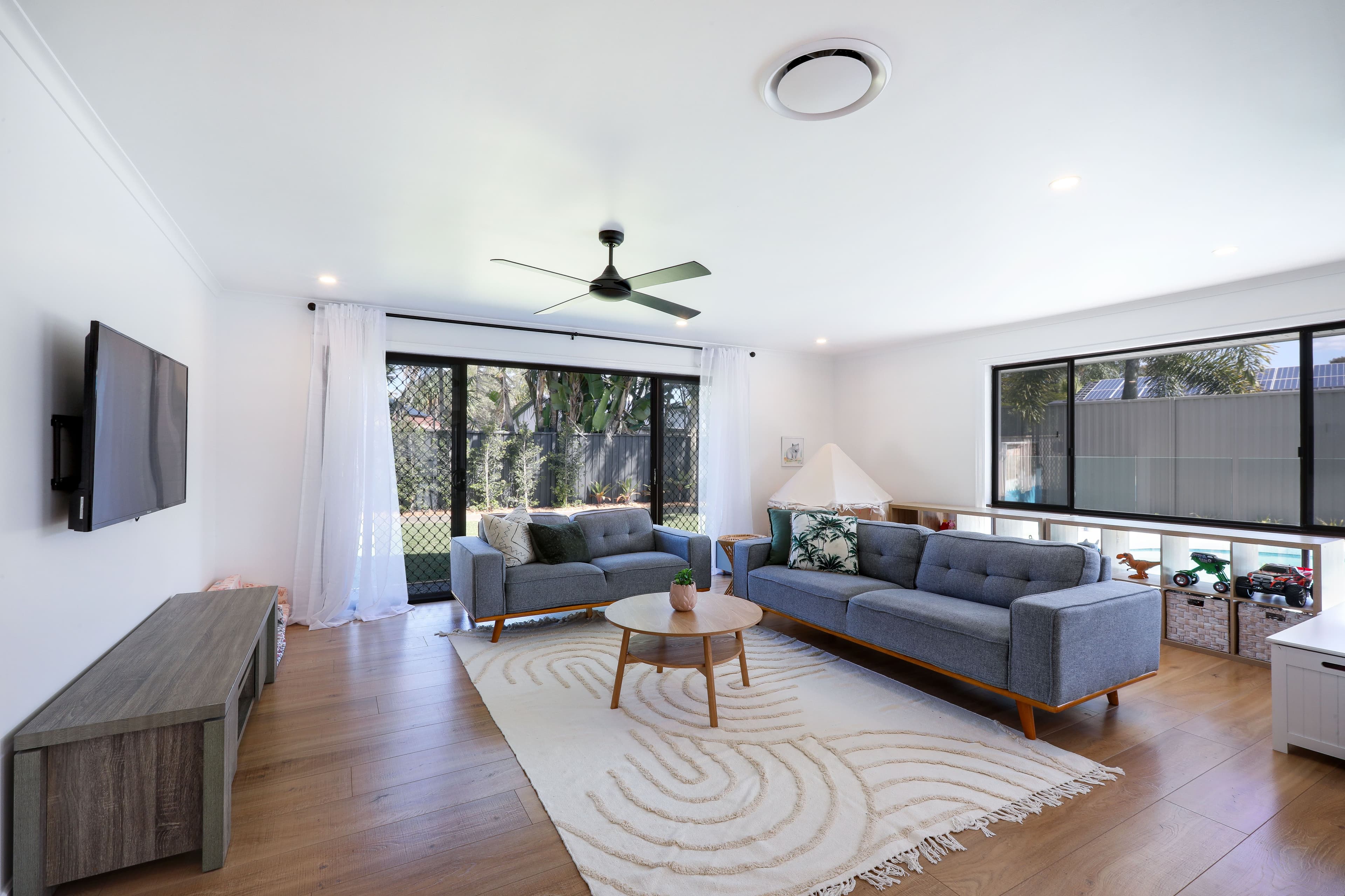 14 Karabella Court, Mermaid Waters QLD 4218, Mermaid Waters - Thumbnail 6