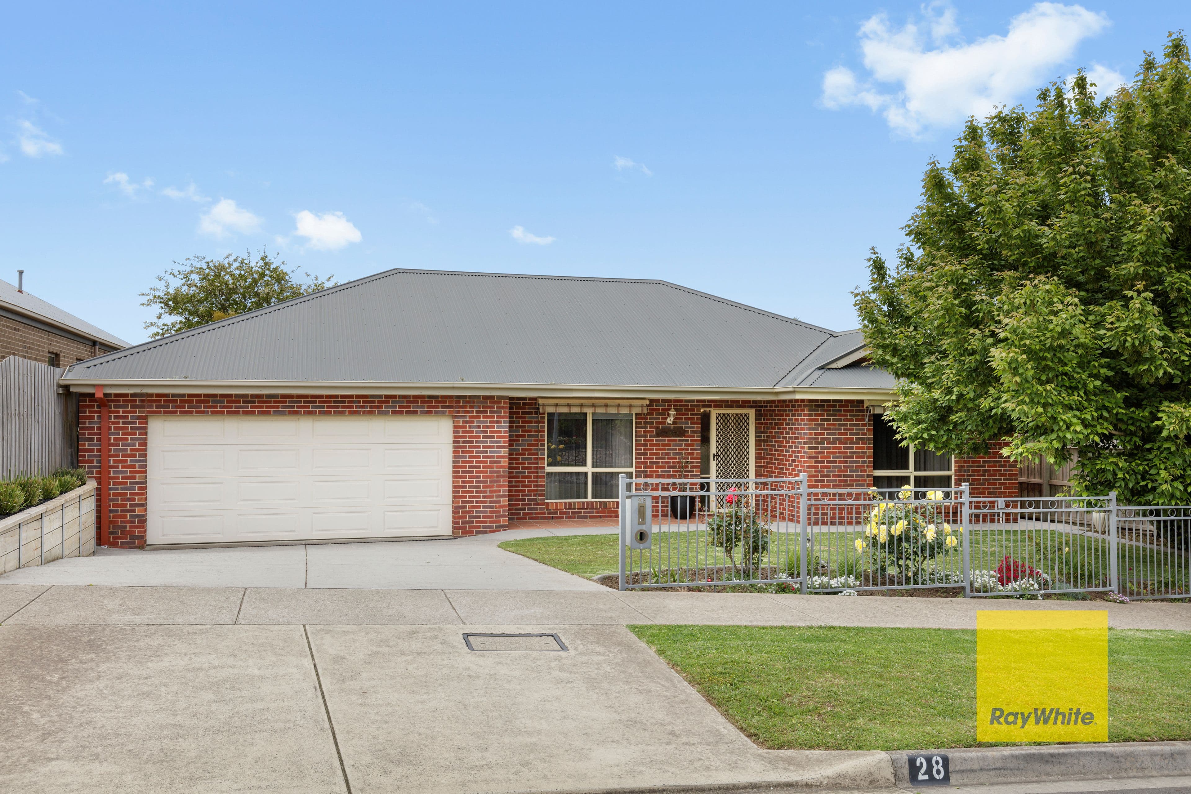 28 Molesworth Drive, Highton VIC 3216, Highton - Image 1