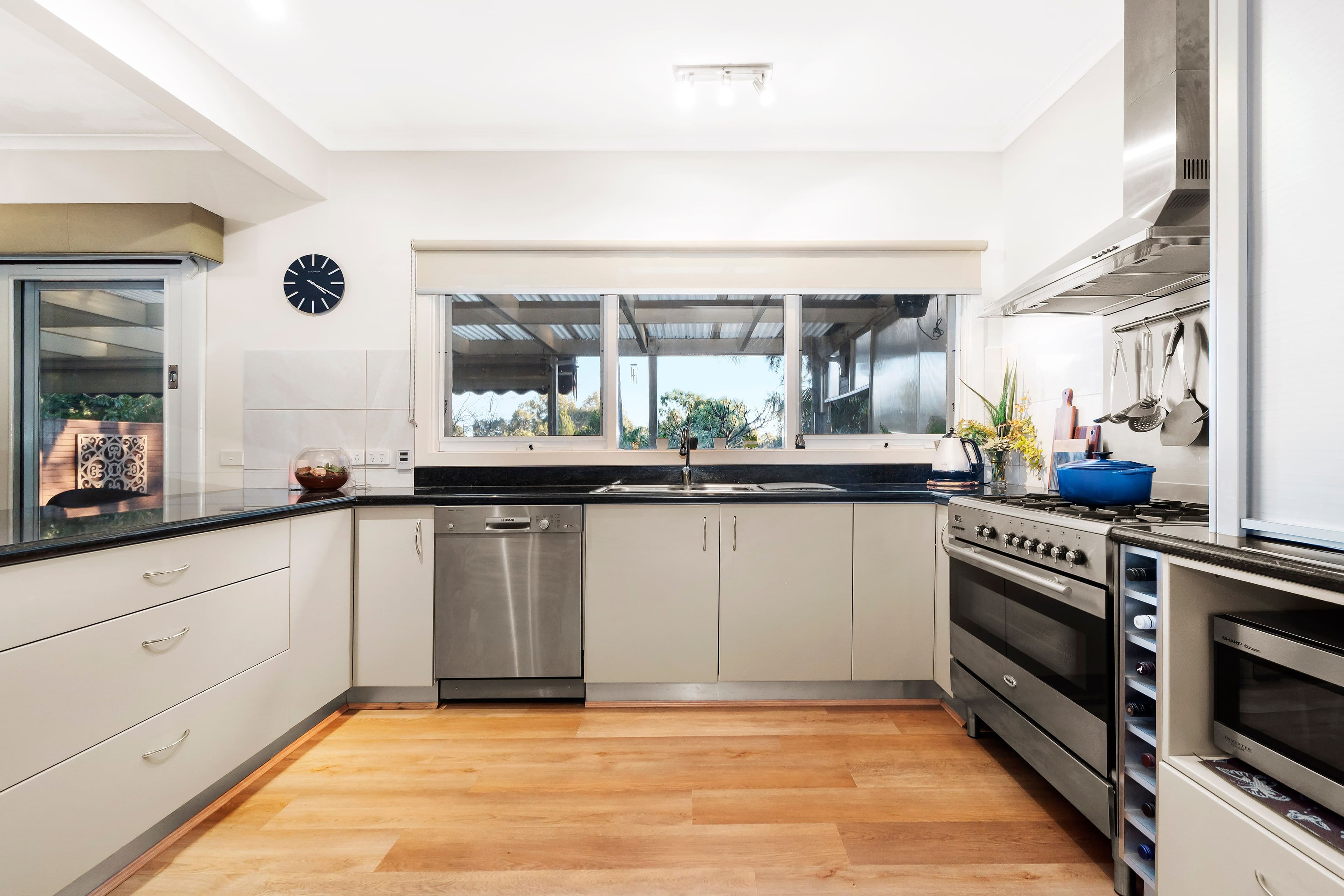 27 Timbertop Drive, Rowville VIC 3178, Rowville - Thumbnail 4