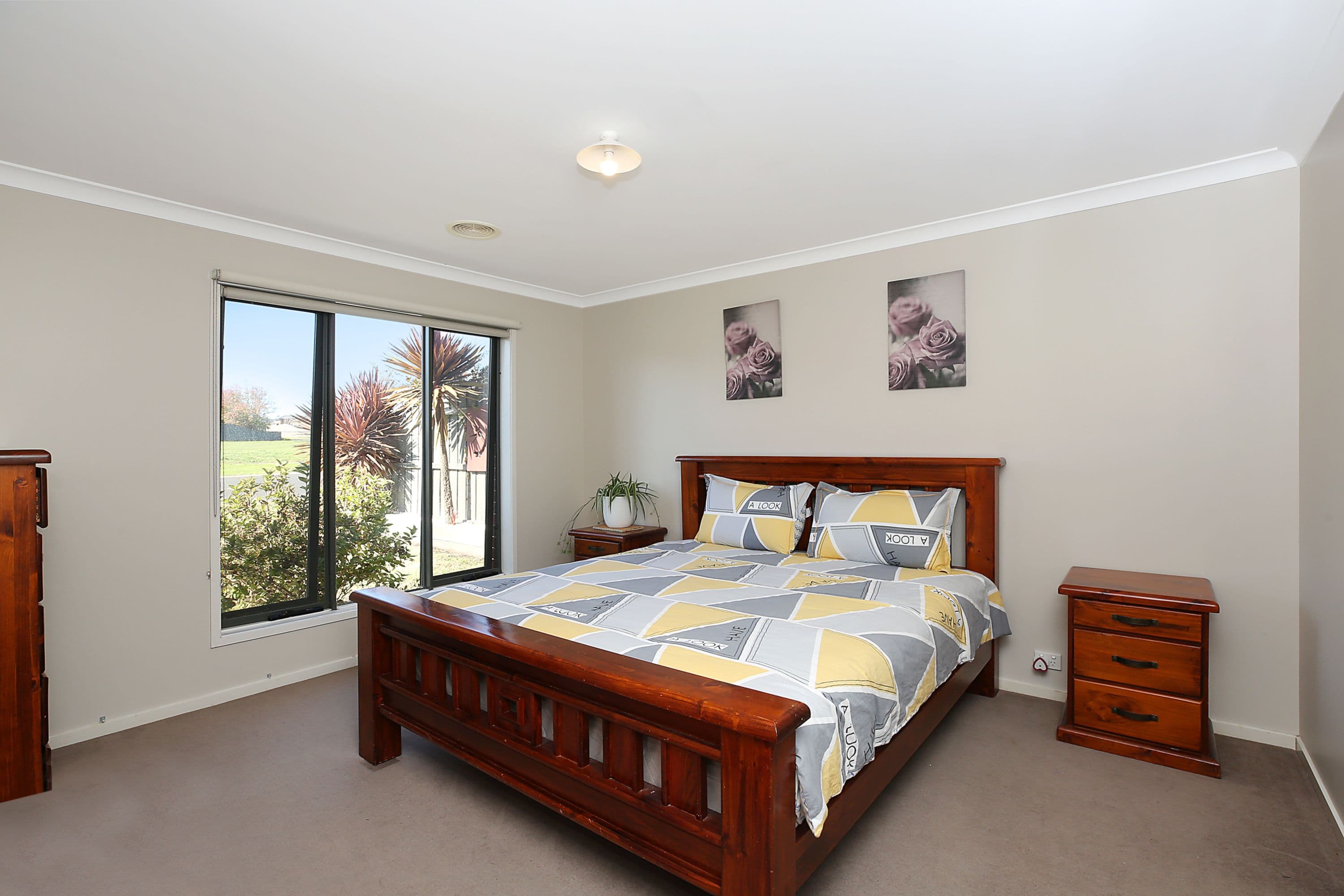 75 Polwarth Street South, Colac VIC 3250, Colac - Thumbnail 7