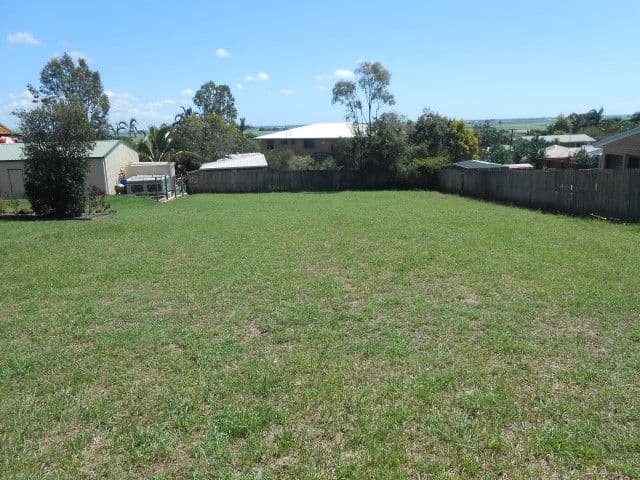 18 Bayview Terrace, QUNABA QLD 4670, Qunaba - Thumbnail 2