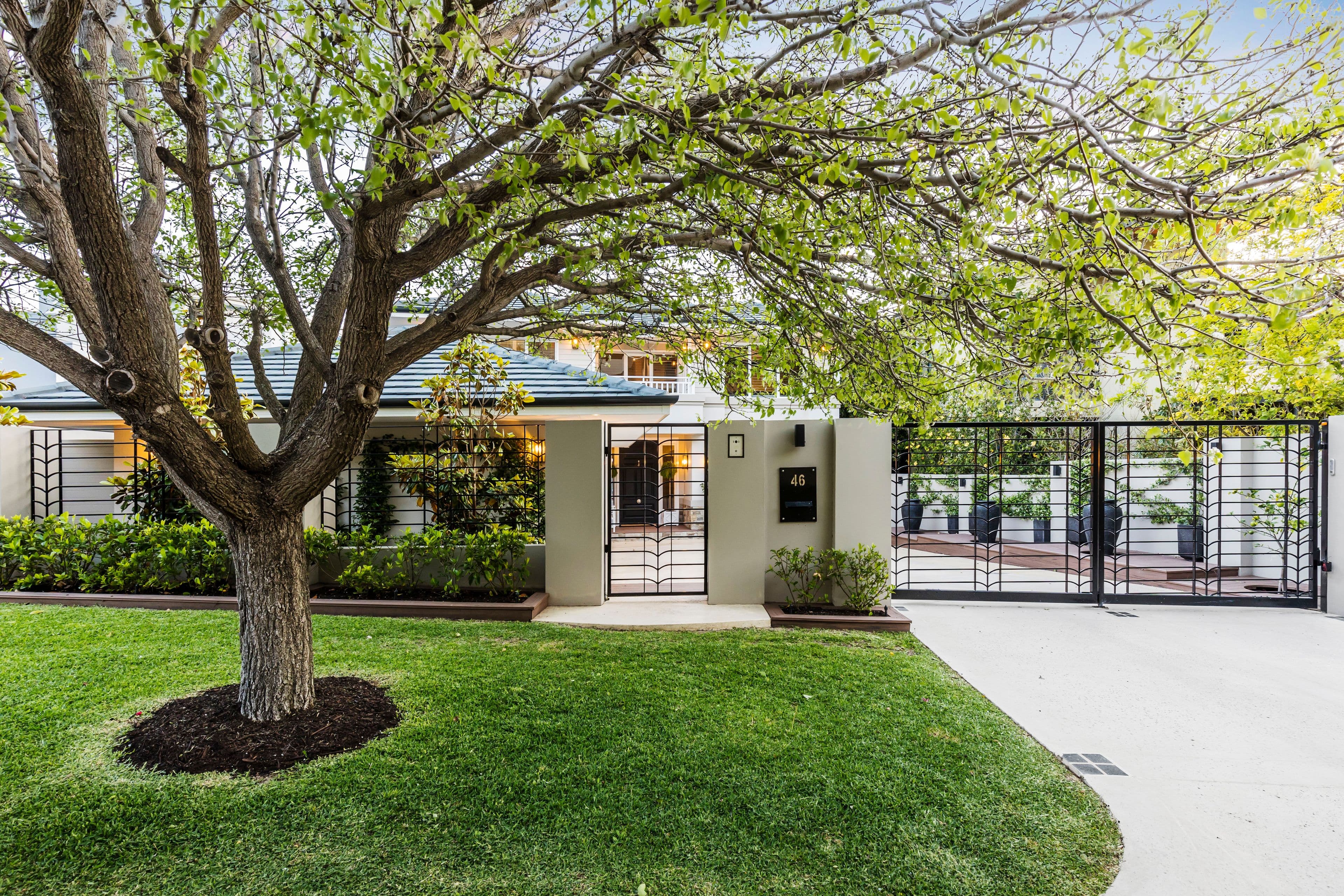 46 Hutchinson Avenue, Mosman Park WA 6012, Mosman Park - Thumbnail 3
