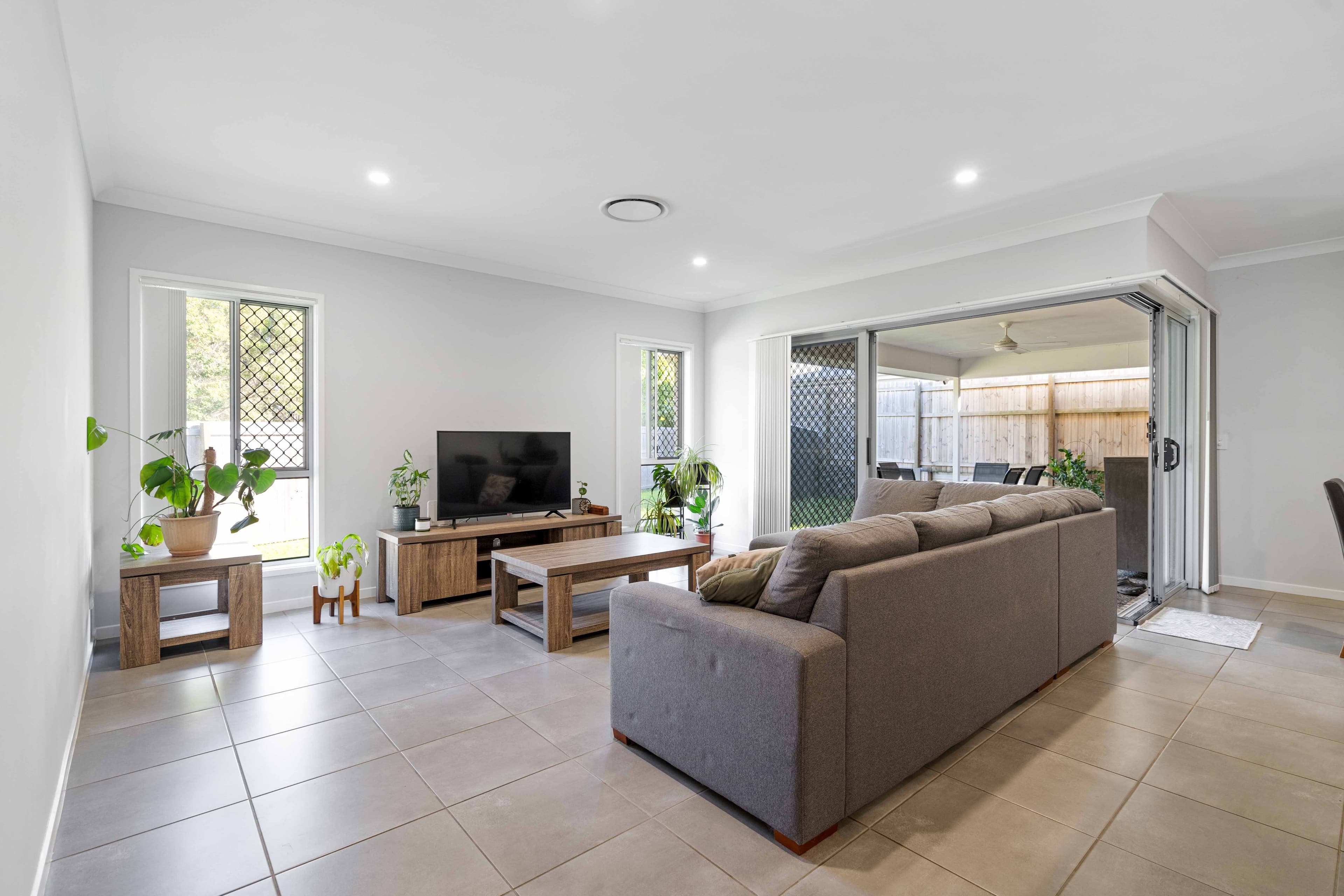 2 Allum Way, Logan Reserve QLD 4133, Logan Reserve - Thumbnail 7