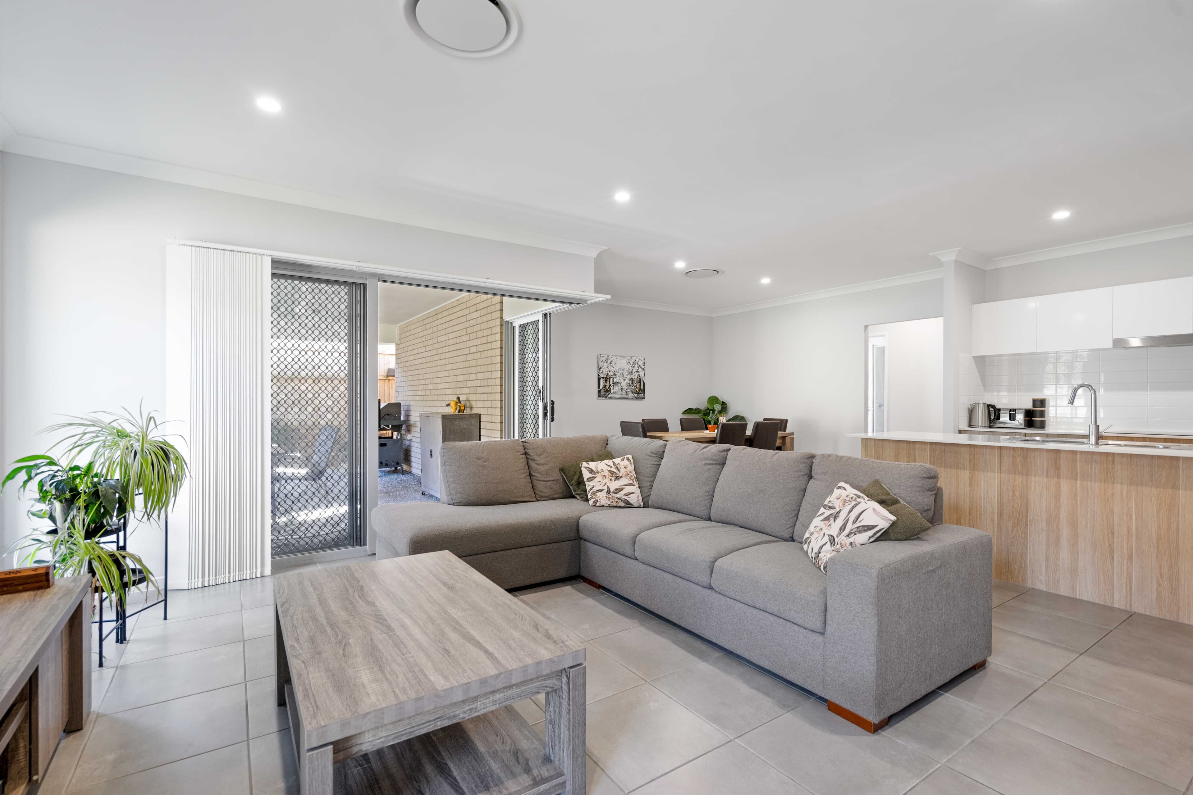 2 Allum Way, Logan Reserve QLD 4133, Logan Reserve - Thumbnail 8