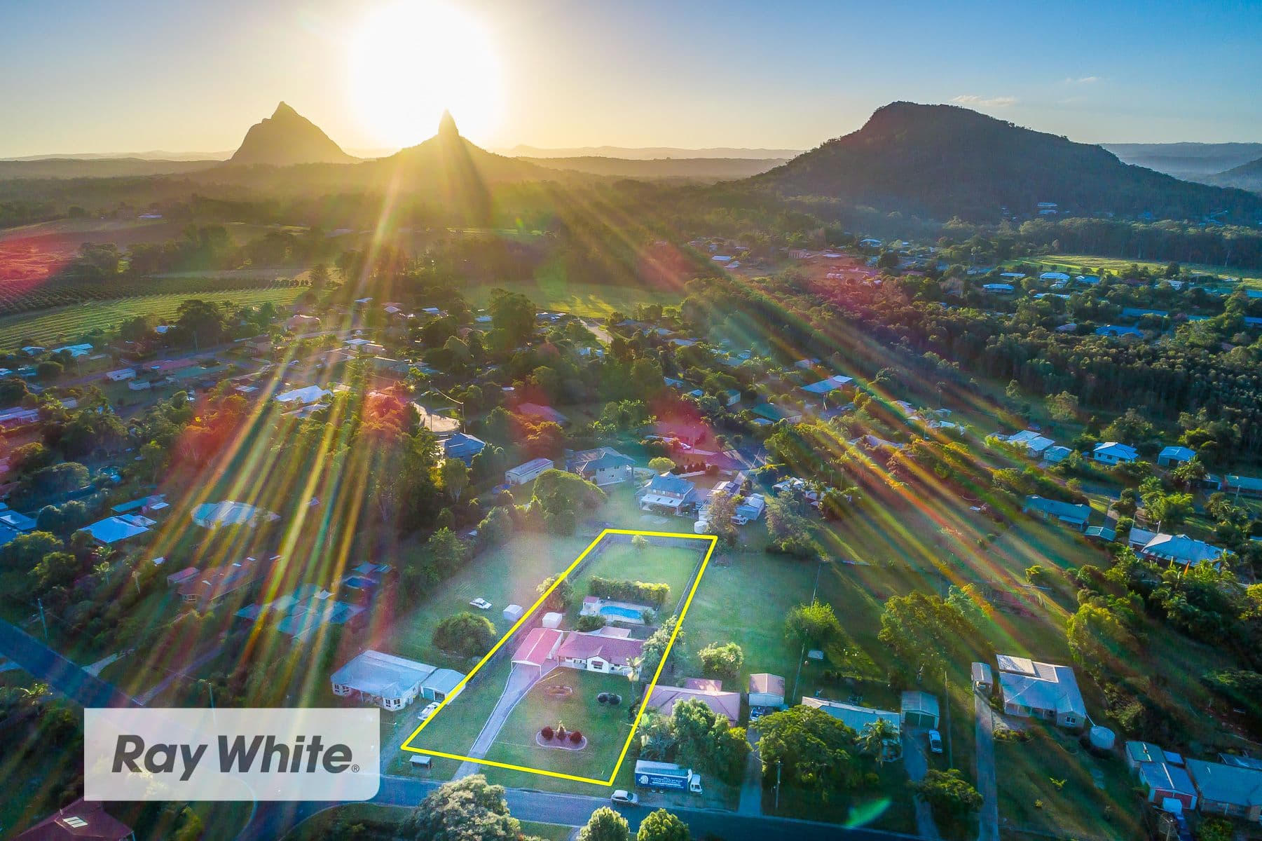 35 Parkview Road, Glass House Mountains QLD 4518, Glass House Mountains - Image 1