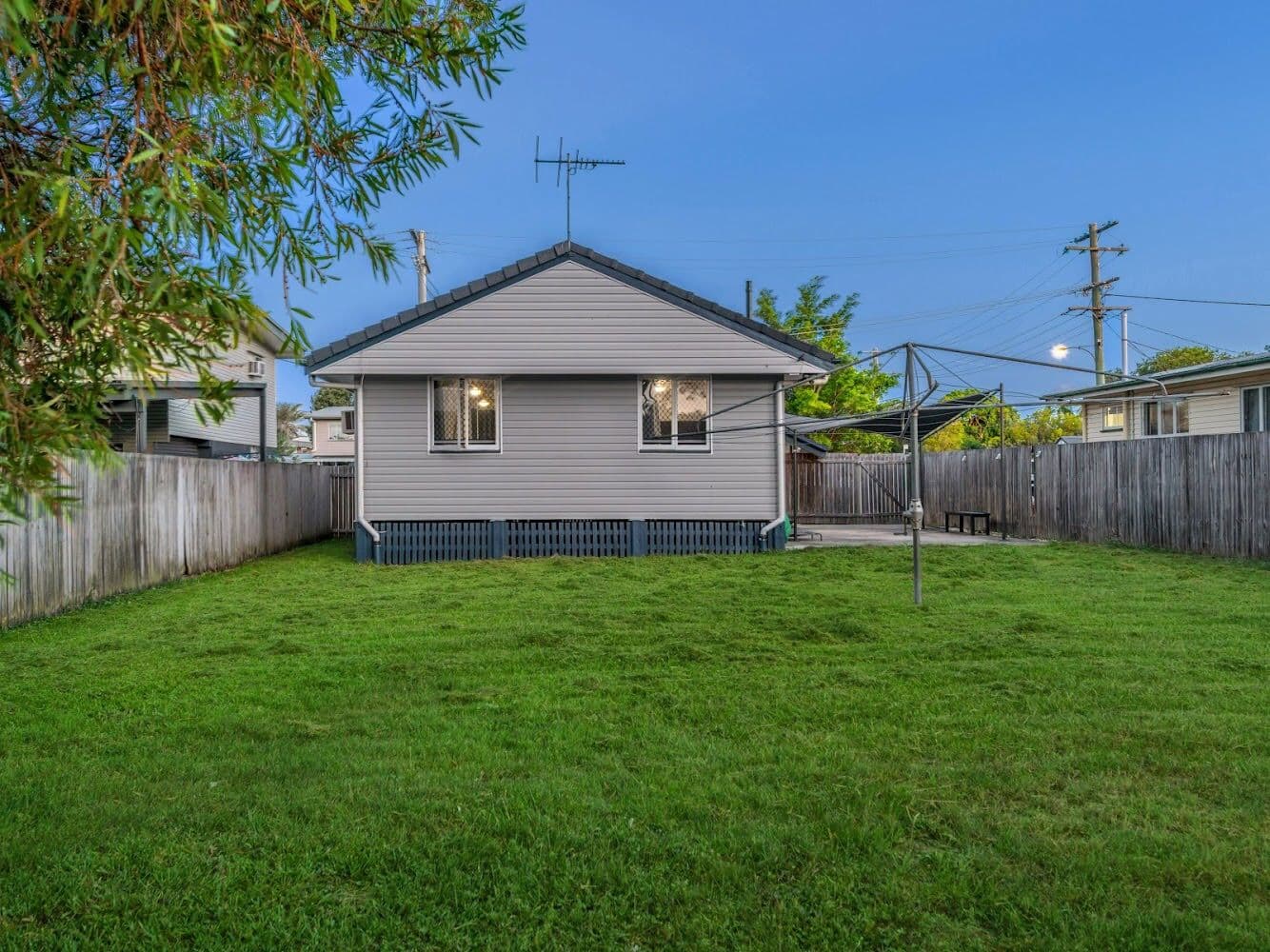 41 Spitfire Avenue, Strathpine QLD 4500, Strathpine - Thumbnail 4