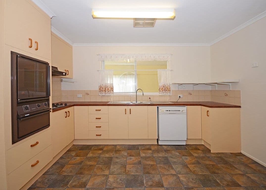 19 Wuruma Street, SCARNESS QLD 4655, Scarness - Thumbnail 3