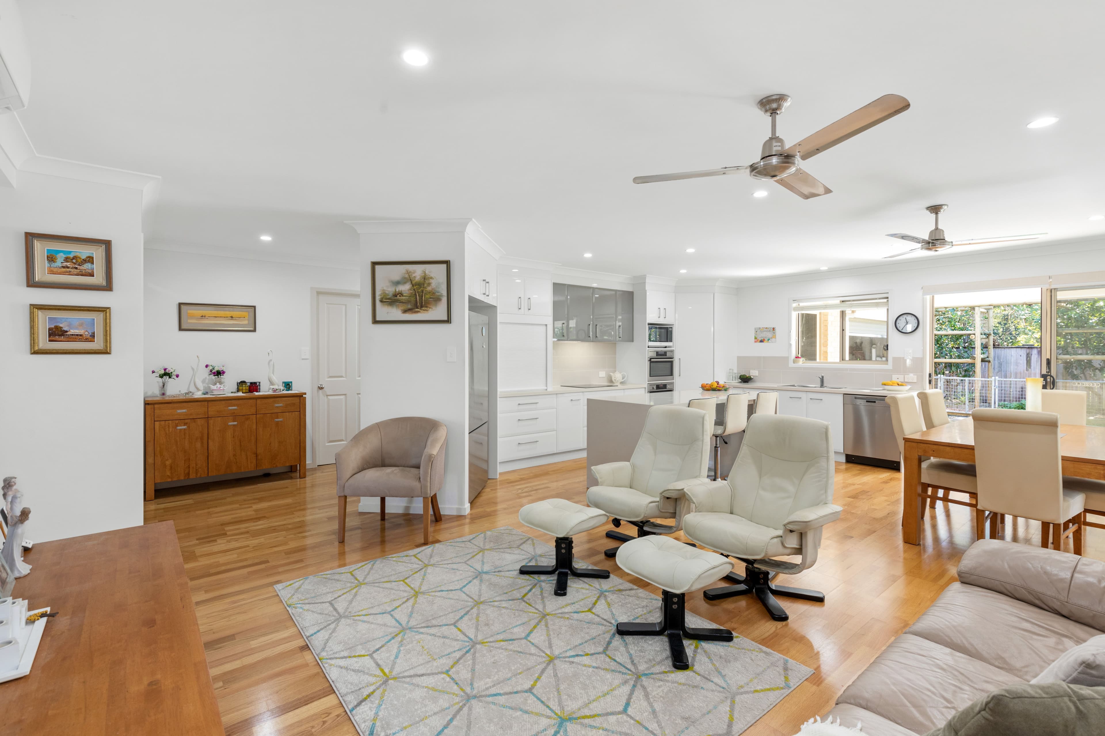 9 Palmerston Crescent, Beerwah QLD 4519, Beerwah - Thumbnail 4