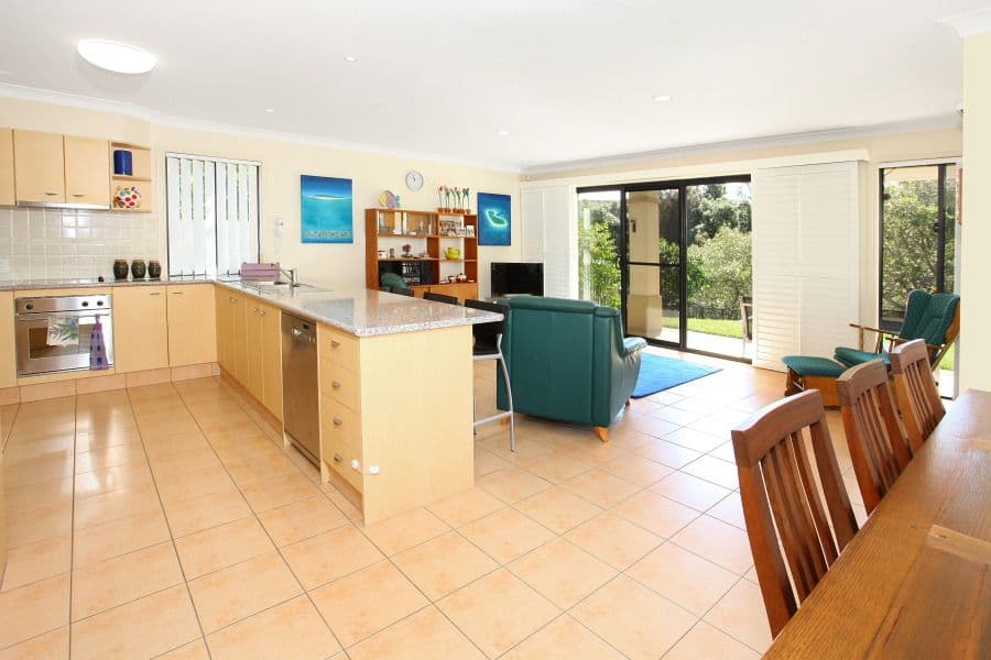 6-12 Monterey Keys Drive, HELENSVALE QLD 4212, Helensvale - Thumbnail 5
