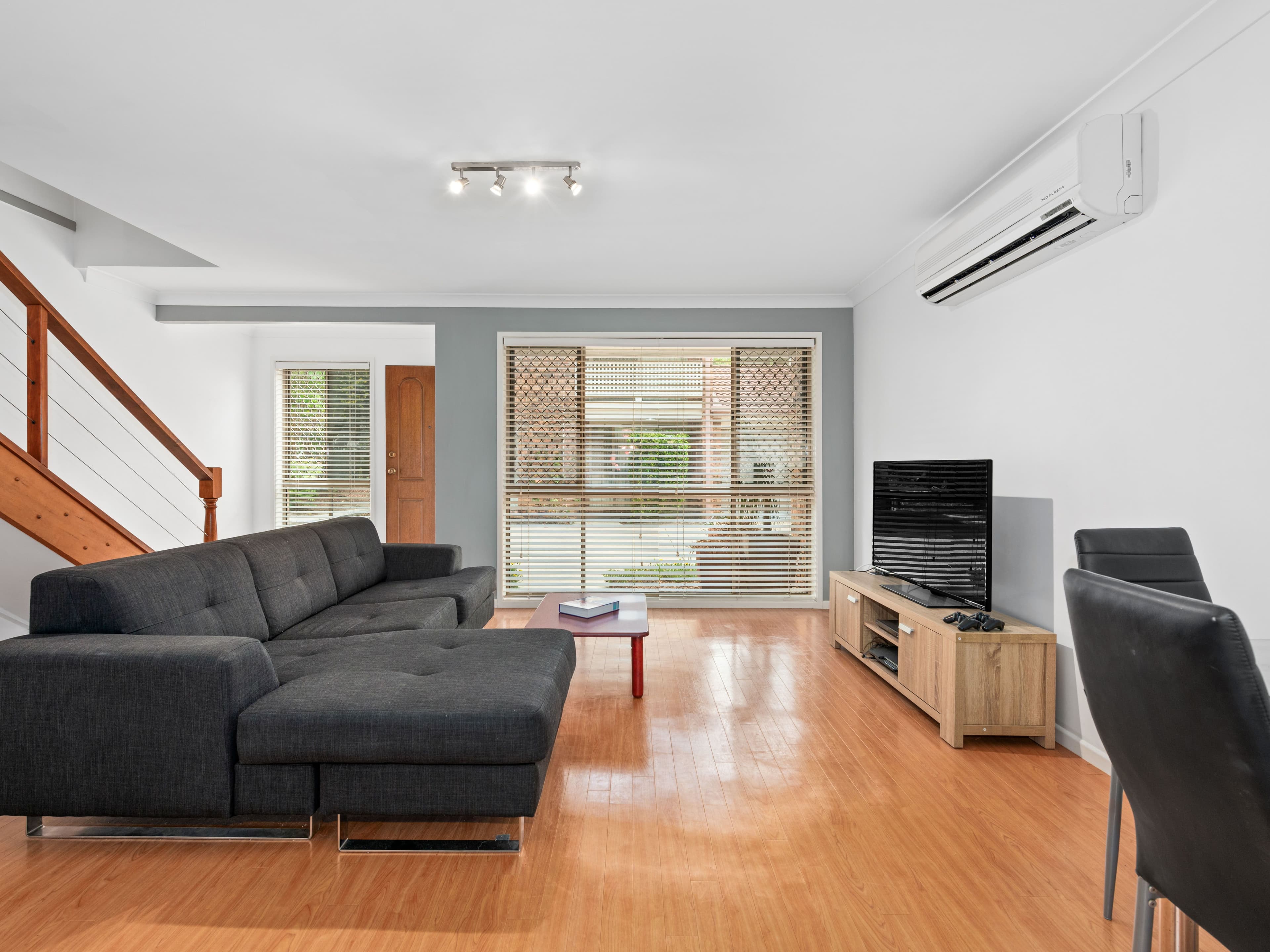 16 Elwell Street, Morningside QLD 4170, Morningside - Thumbnail 4