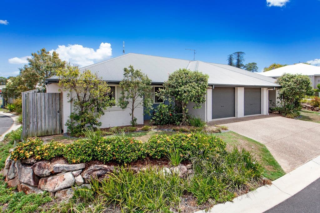  586 Manly Road, WAKERLEY QLD 4154, Wakerley - Thumbnail 2
