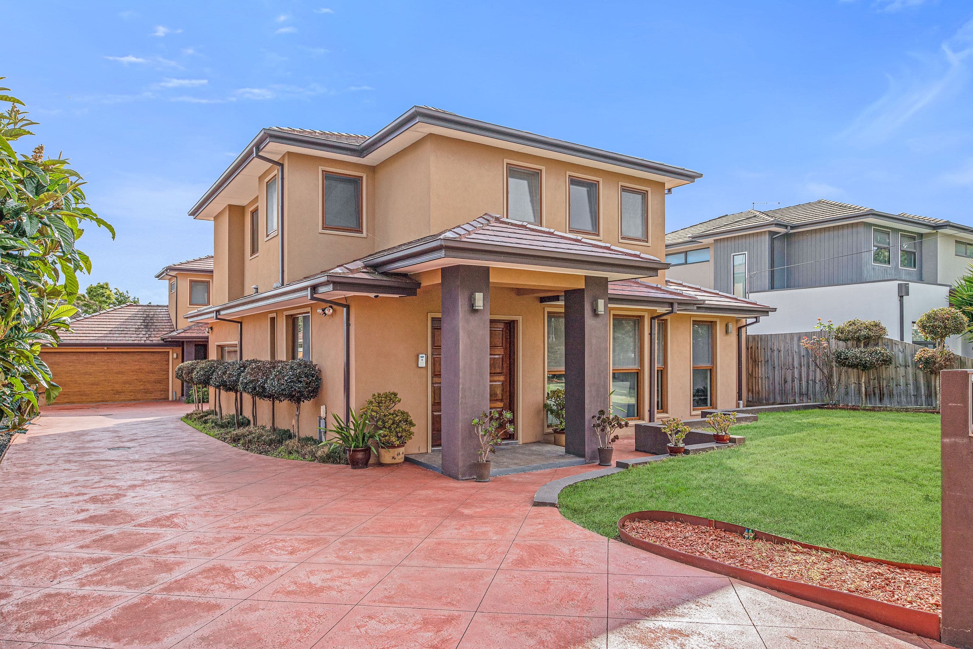 21 Dion Road, Glen Waverley VIC 3150, Glen Waverley - Thumbnail 2