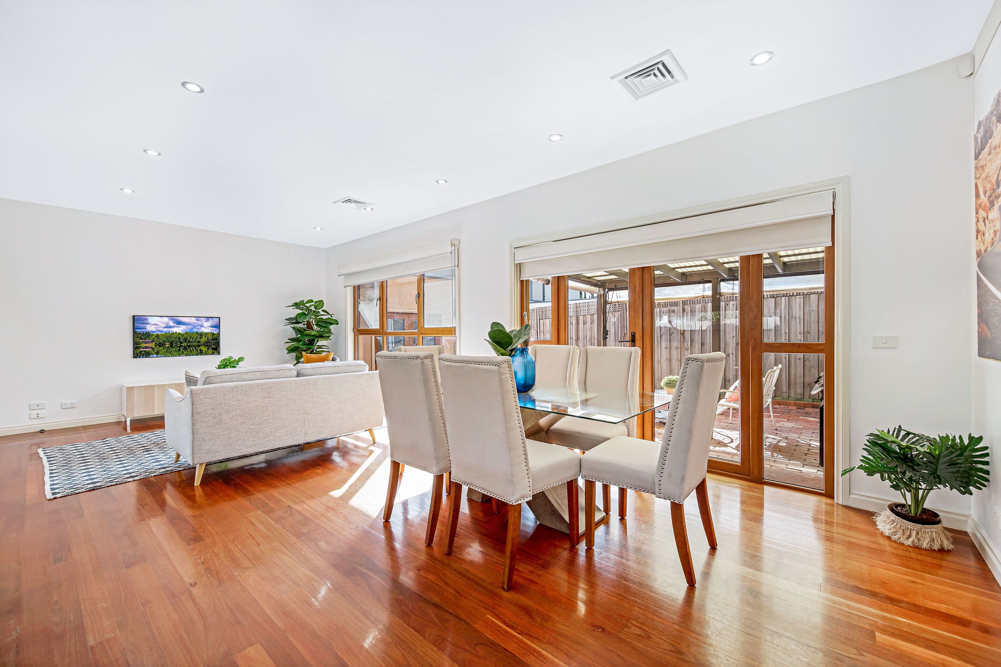21 Dion Road, Glen Waverley VIC 3150, Glen Waverley - Thumbnail 6