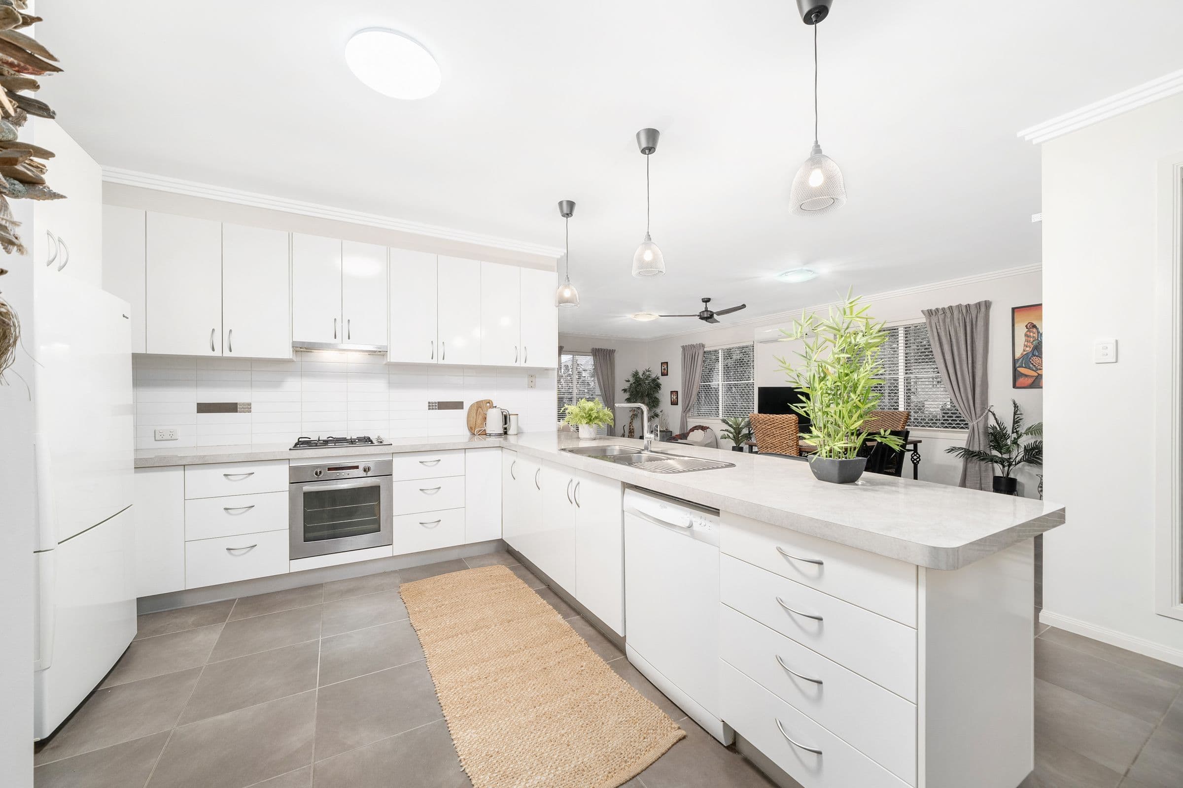 38 Planigale Crescent, North Lakes QLD 4509, North Lakes - Thumbnail 2
