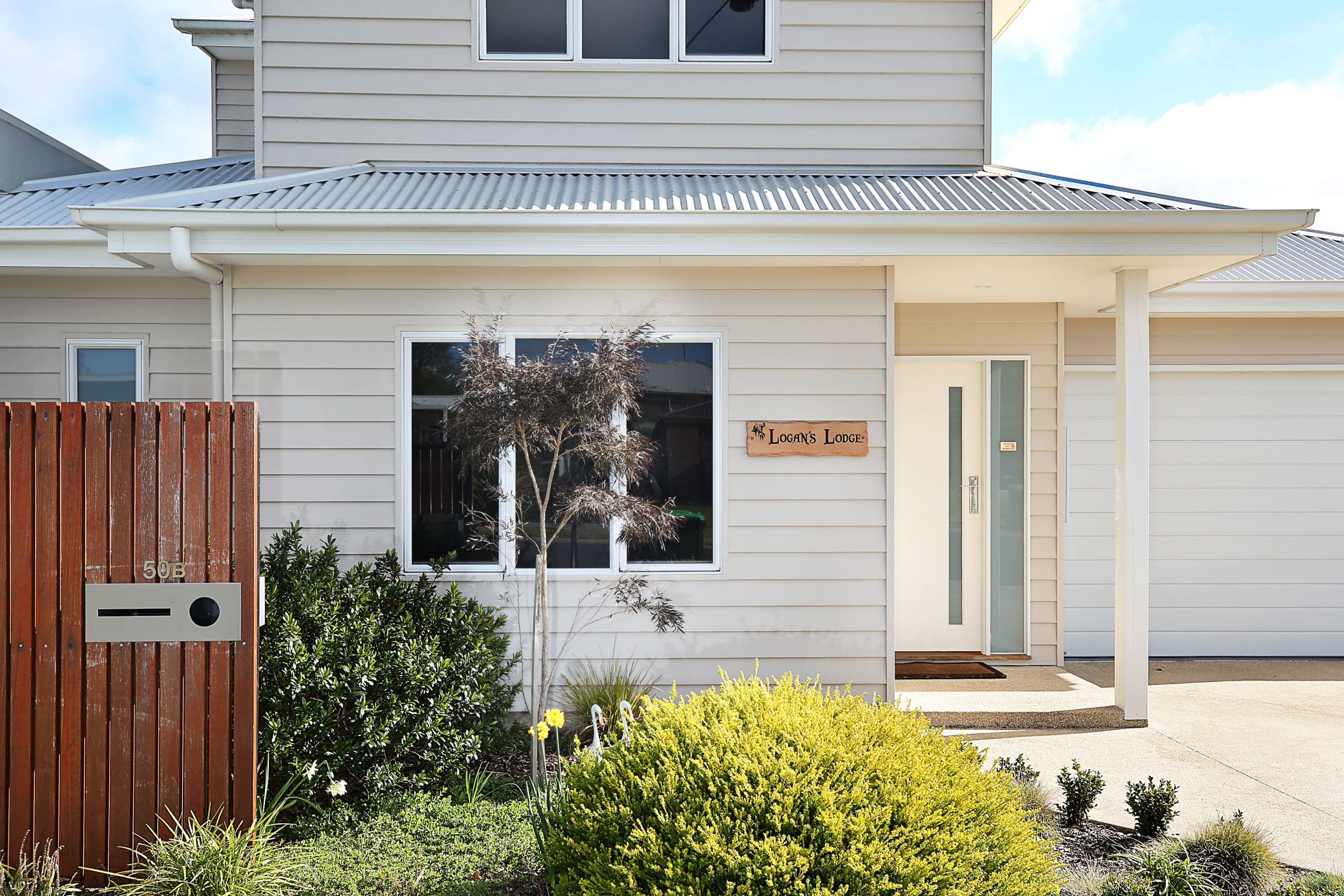 1B Hamilton Street, Camperdown VIC 3260, Camperdown - Thumbnail 2
