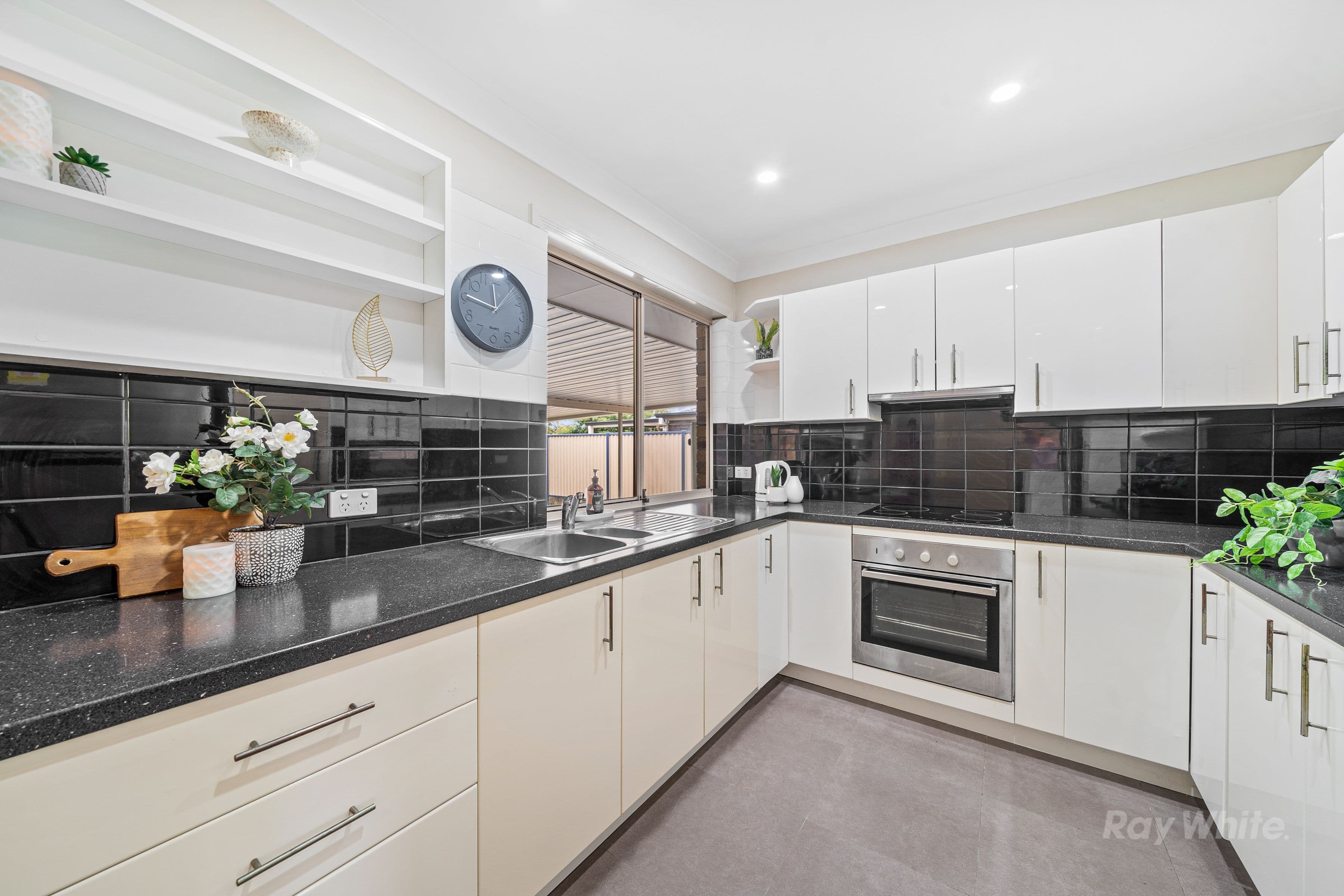 14 Rivervista Court, Eagleby QLD 4207, Eagleby - Thumbnail 6