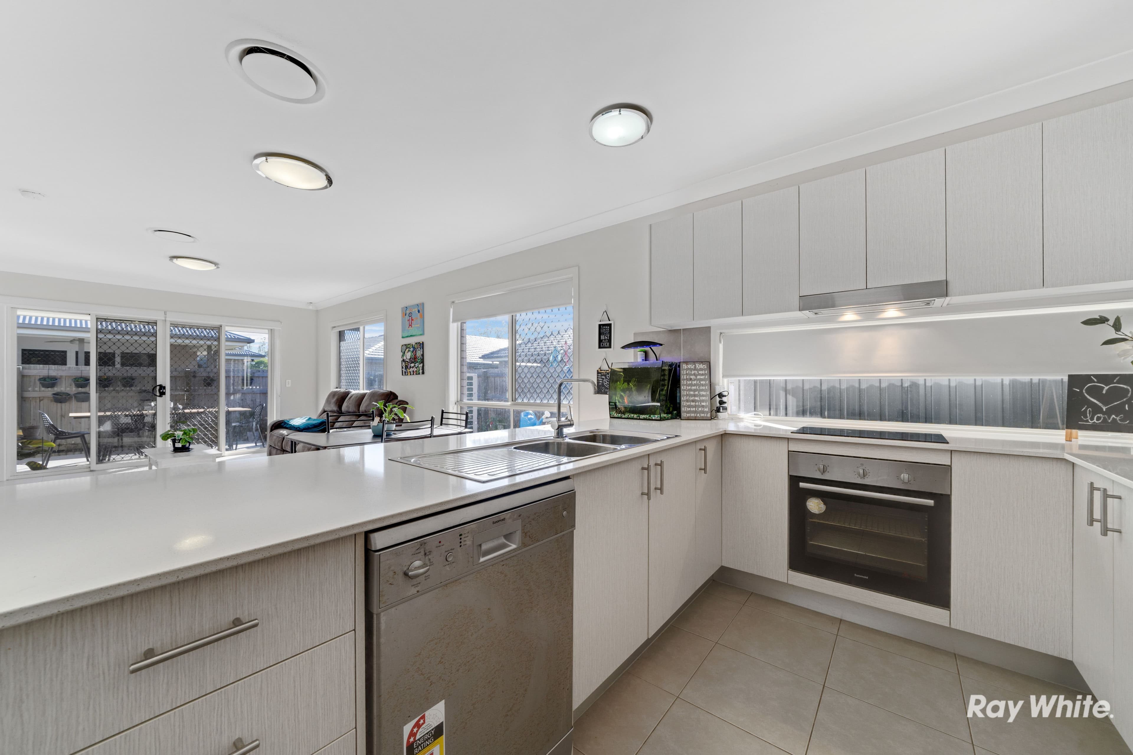 20 Coralina Crescent, Logan Reserve QLD 4133, Logan Reserve - Thumbnail 3