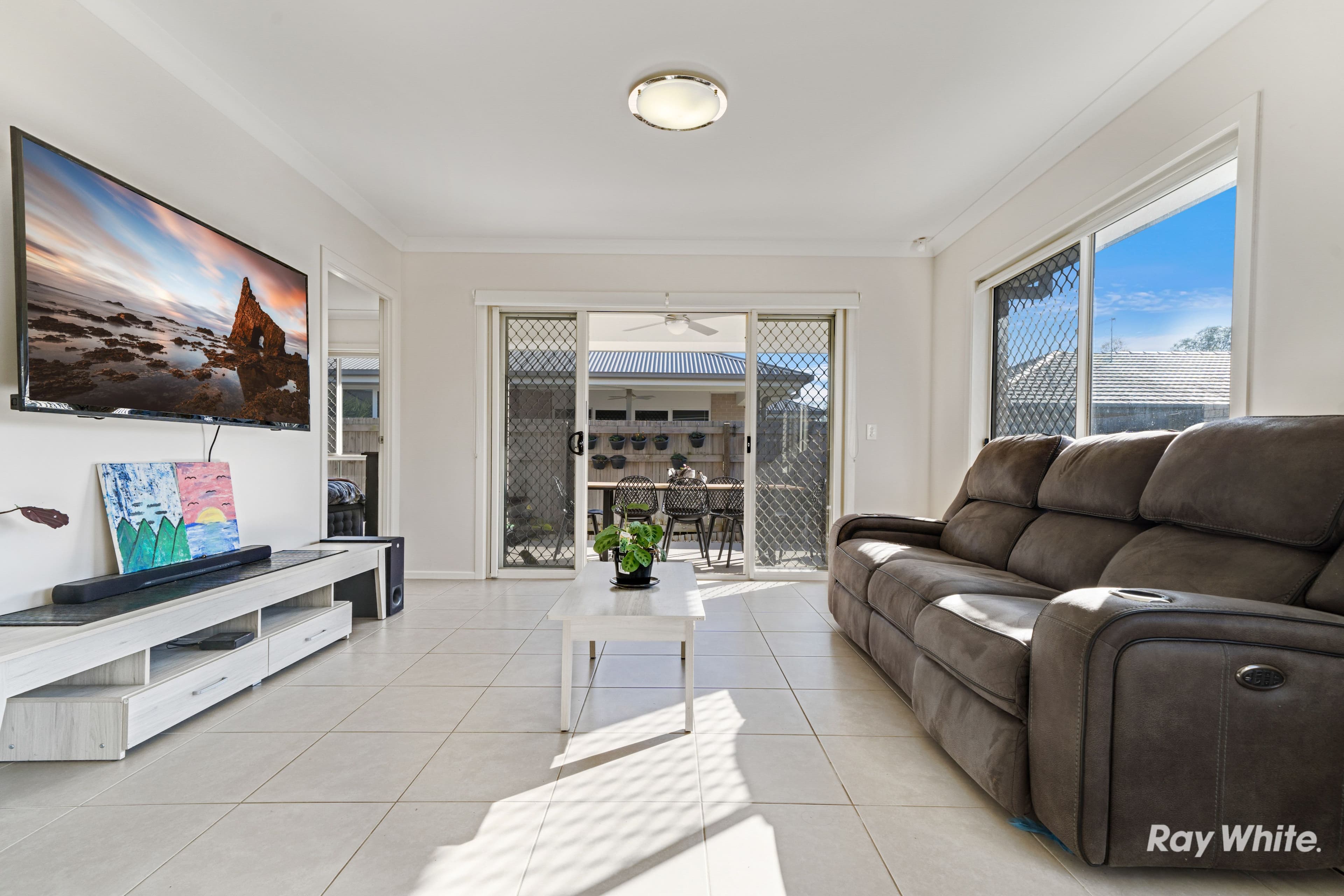 20 Coralina Crescent, Logan Reserve QLD 4133, Logan Reserve - Thumbnail 6