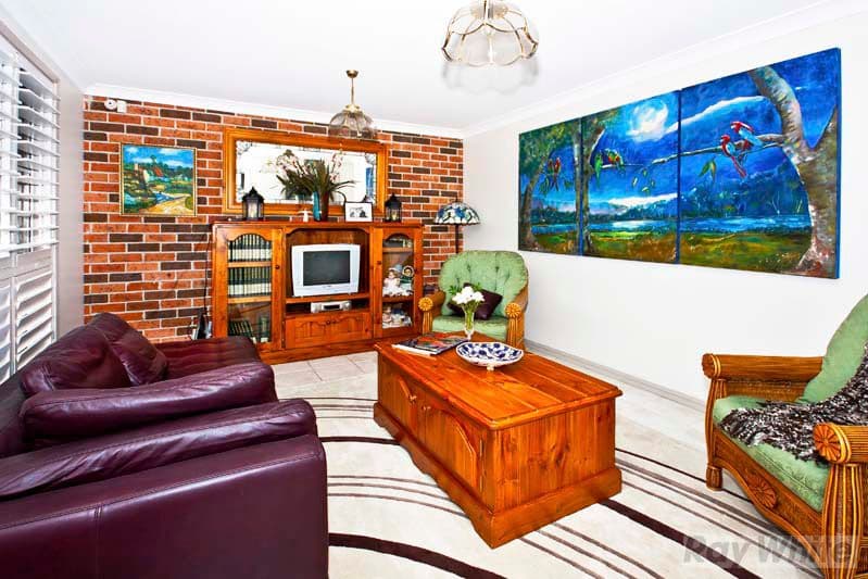 2  Borneo Court, BOSSLEY PARK NSW 2176, Bossley Park - Thumbnail 5
