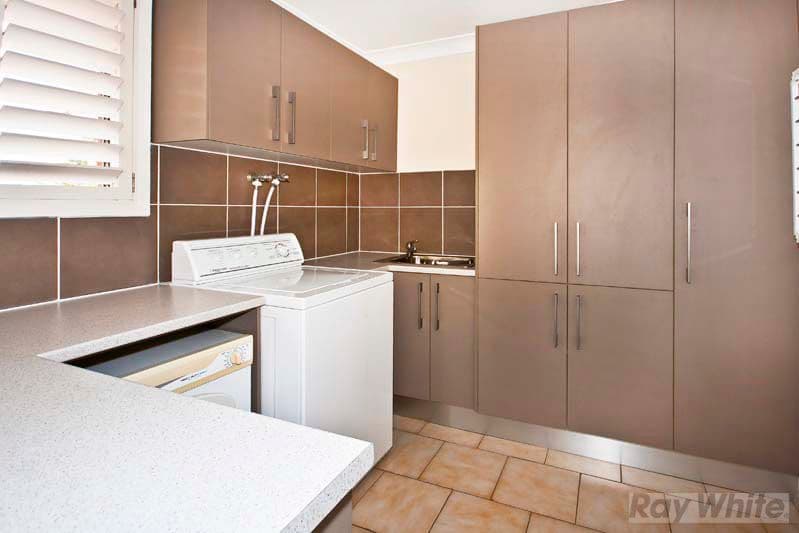 2  Borneo Court, BOSSLEY PARK NSW 2176, Bossley Park - Thumbnail 8