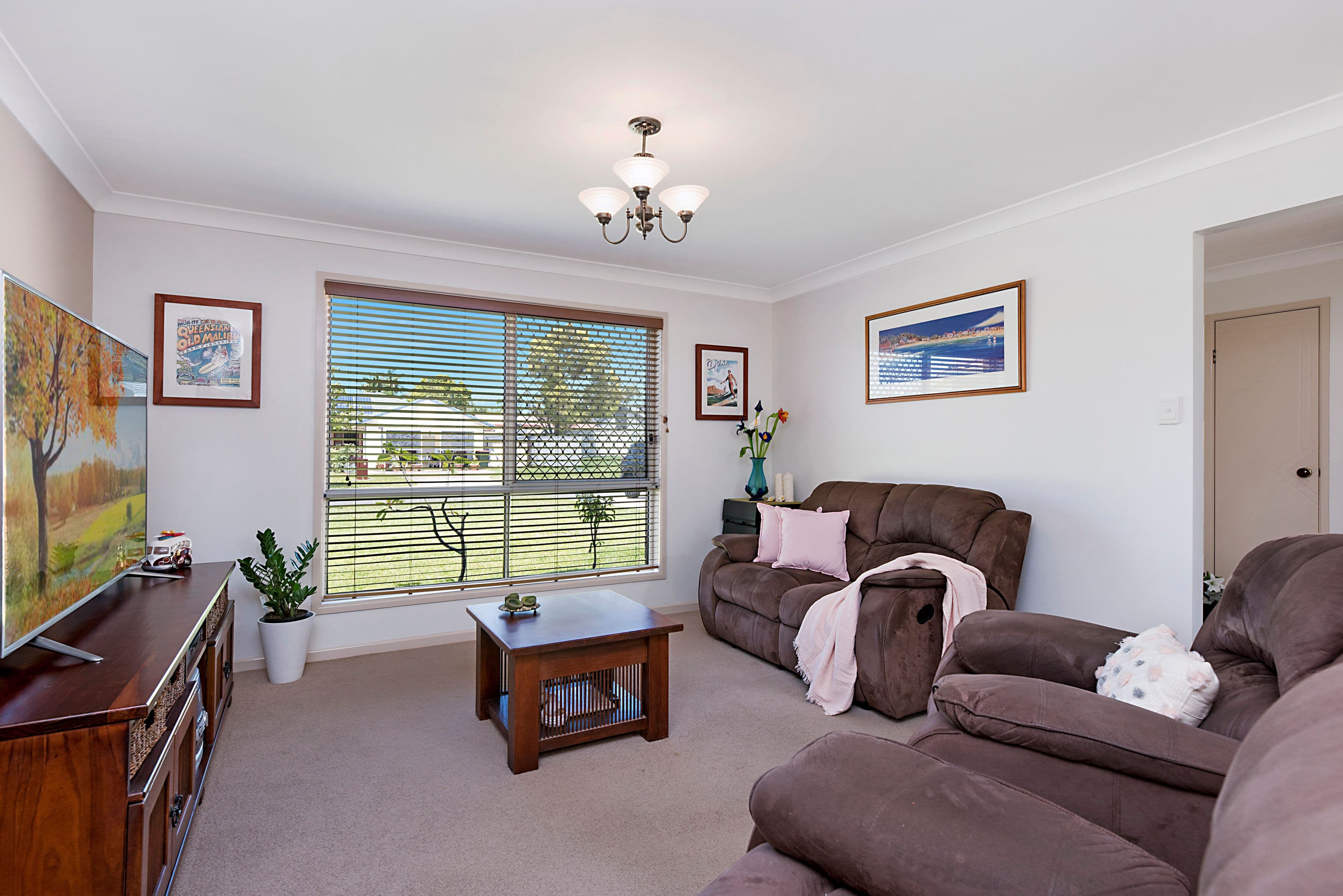 12 Bellevue Drive, Little Mountain QLD 4551, Little Mountain - Thumbnail 4