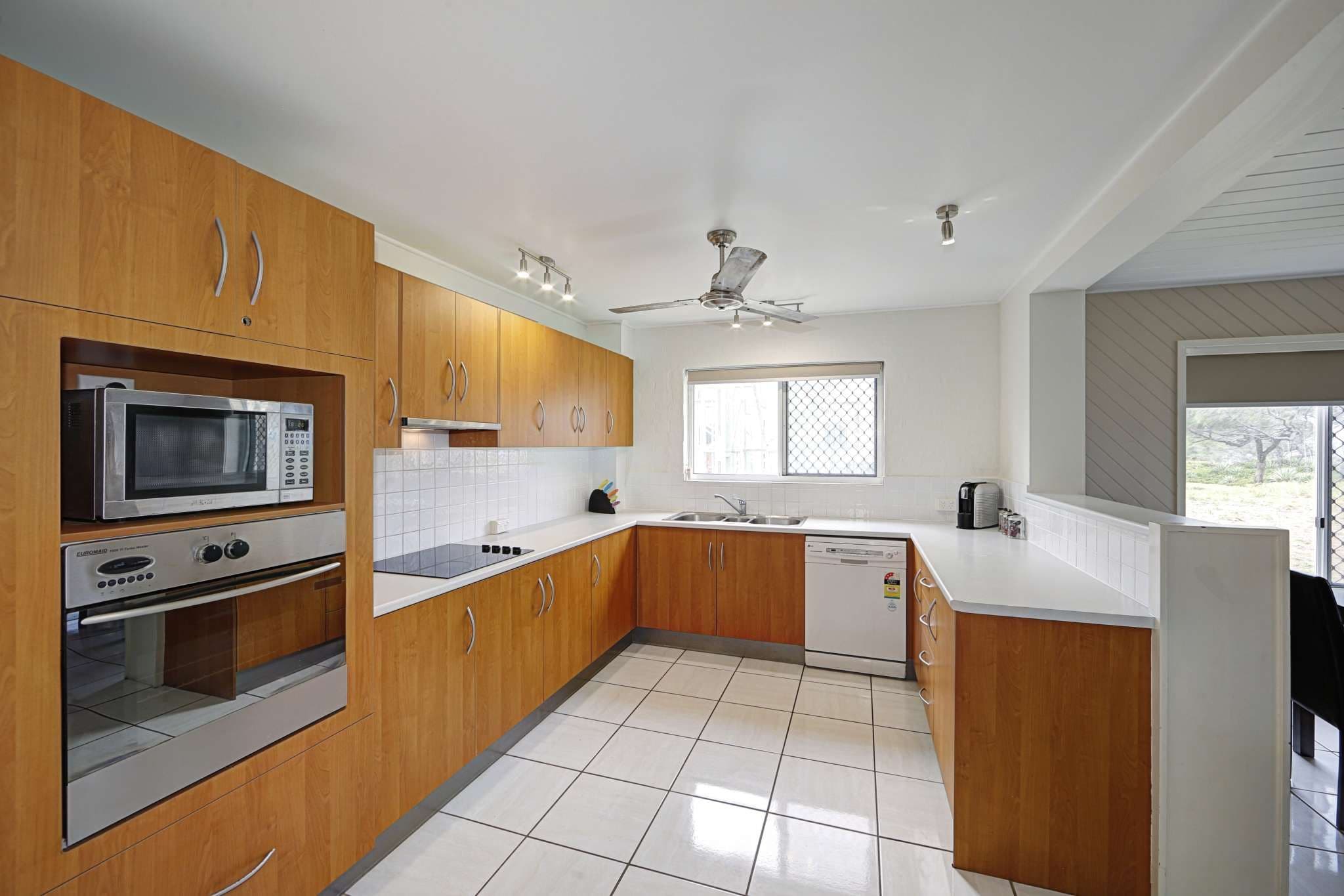 82 Miller Street, Bargara QLD 4670, Bargara - Thumbnail 2