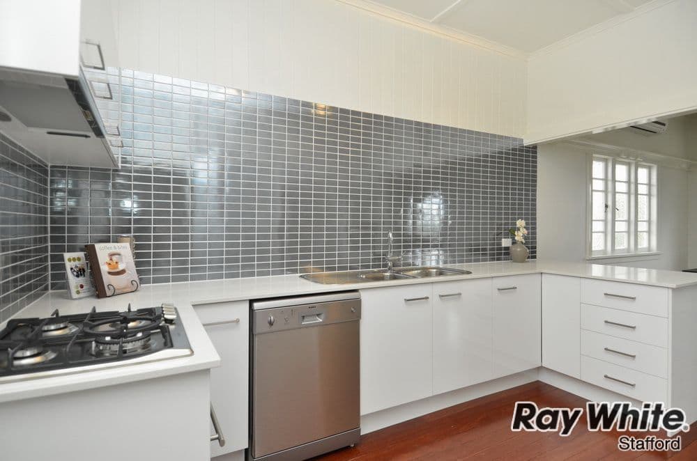 2 Gamelin Crescent, STAFFORD QLD 4053, Stafford - Thumbnail 5