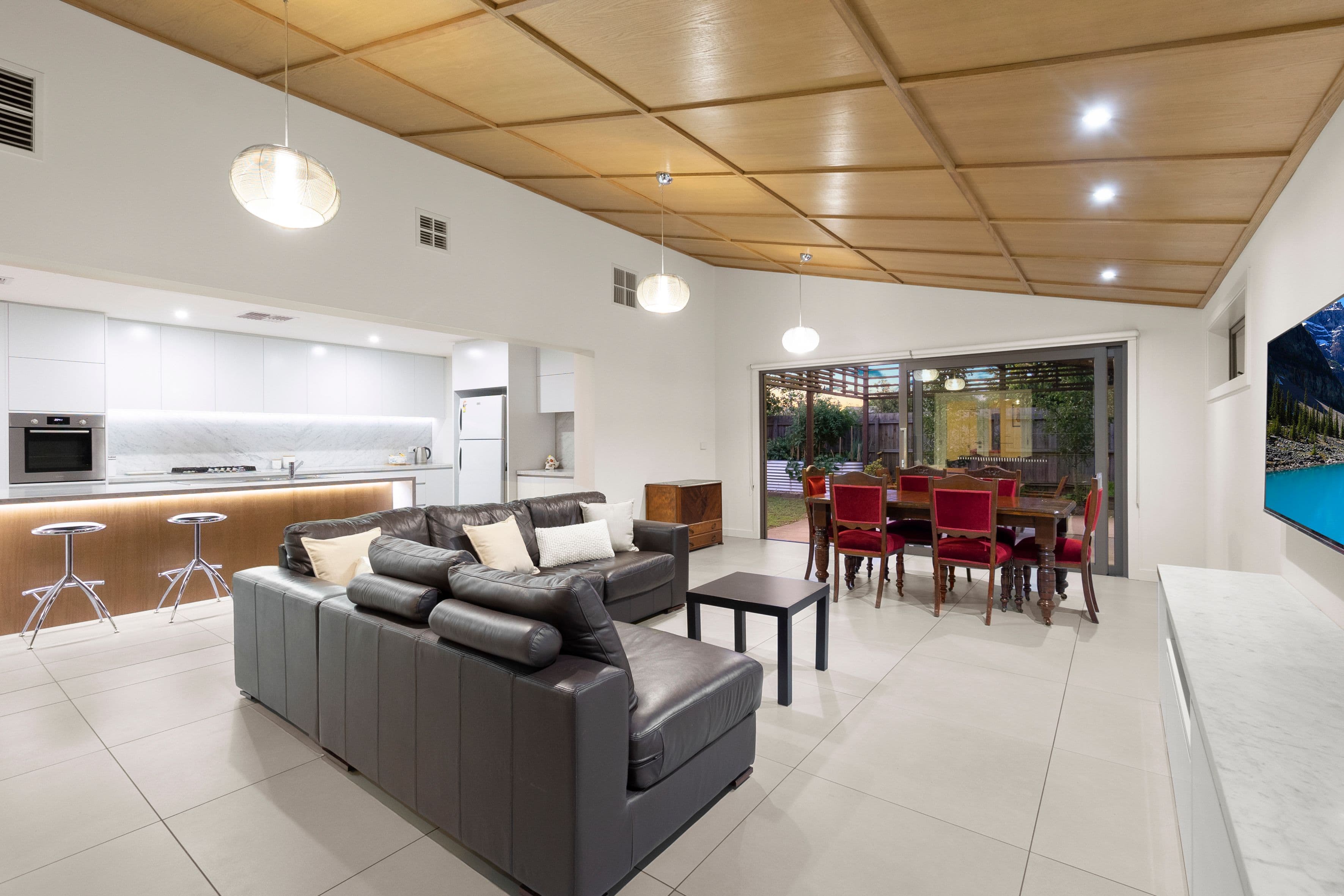 64 Russell Street, Werribee VIC 3030, Werribee - Thumbnail 8