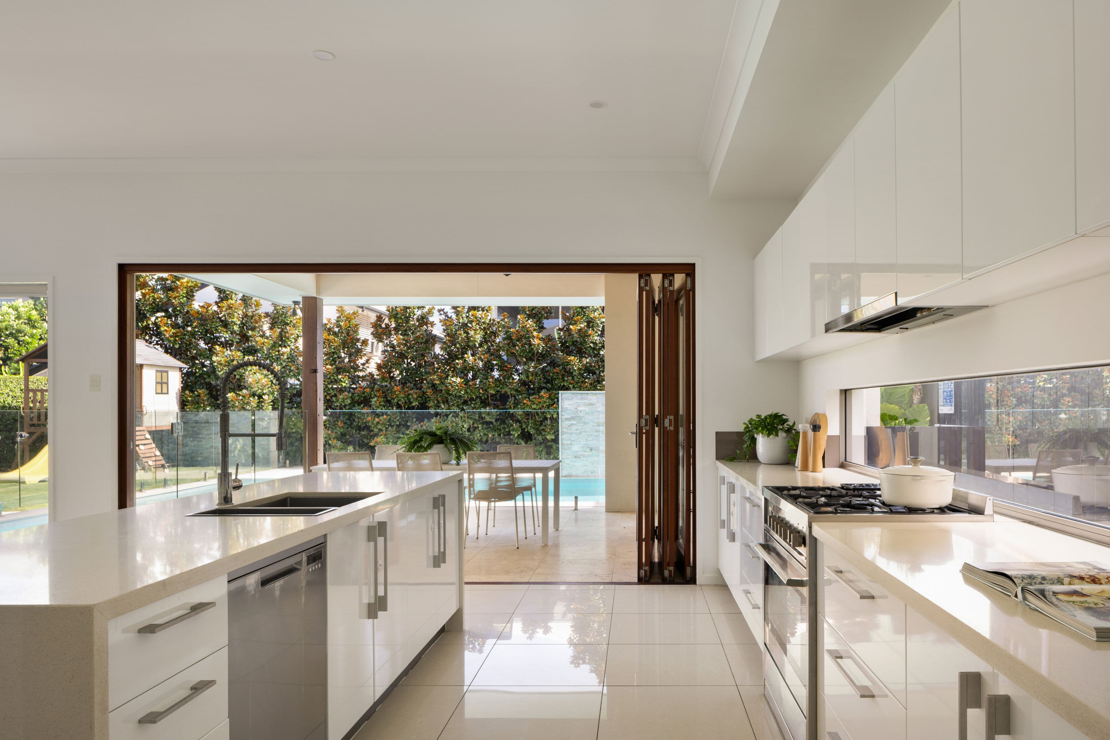 24 Harding Street, Hendra QLD 4011, Hendra - Thumbnail 4