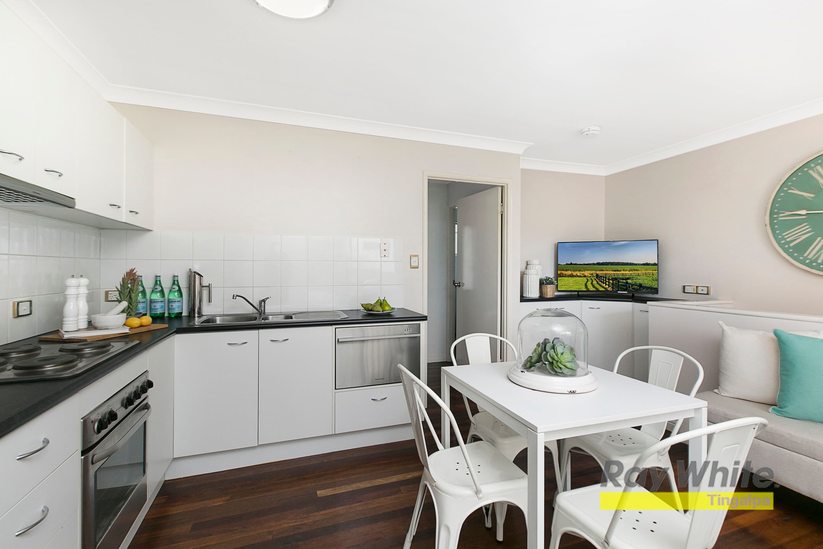 9 Monmouth Street, Morningside QLD 4170, Morningside - Thumbnail 2