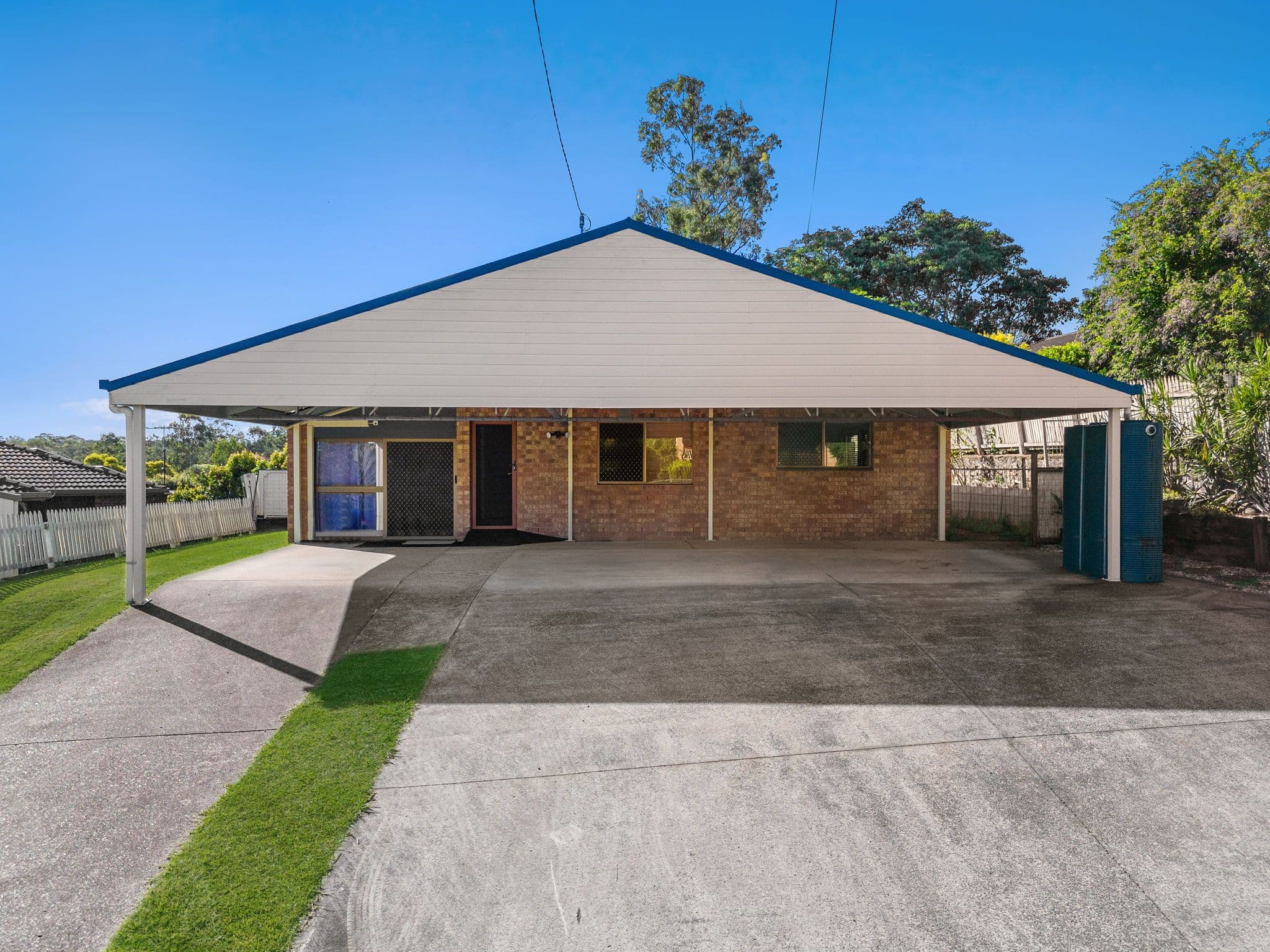 8 Somerset Close, Brassall QLD 4305, Brassall - Thumbnail 2