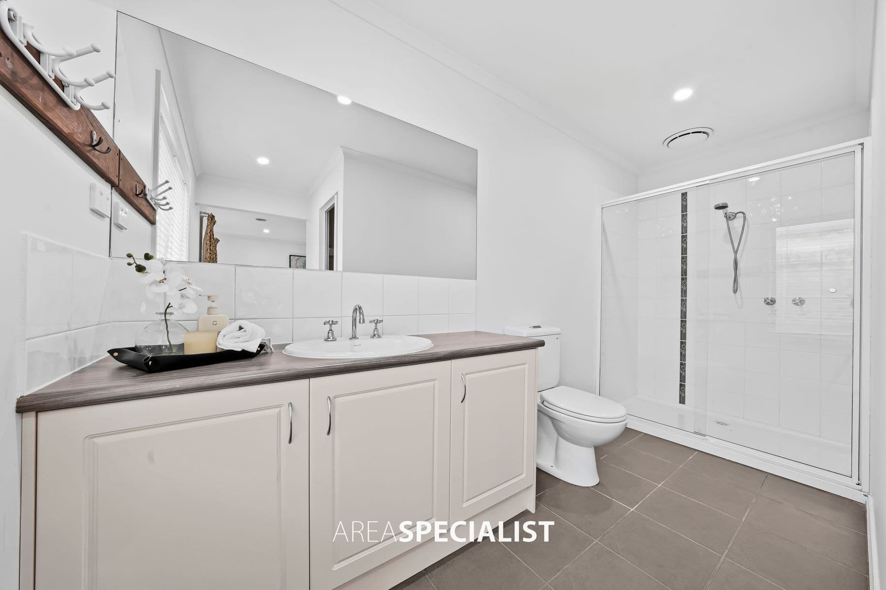 45 Thunderbolt Drive, Cranbourne East, VIC 3977, Cranbourne East - Thumbnail 5
