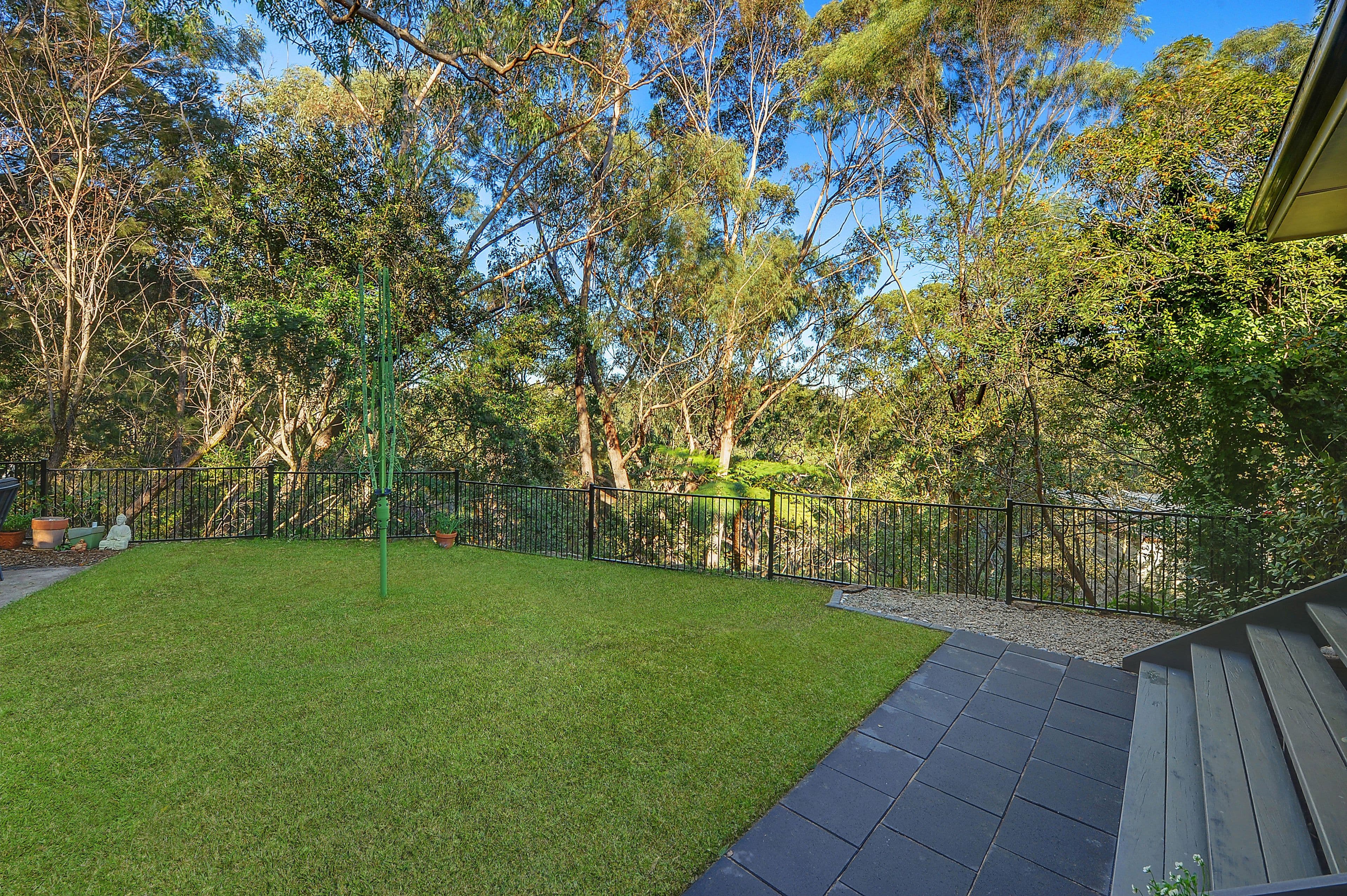 9 Paul Close, Hornsby Heights - Thumbnail 2