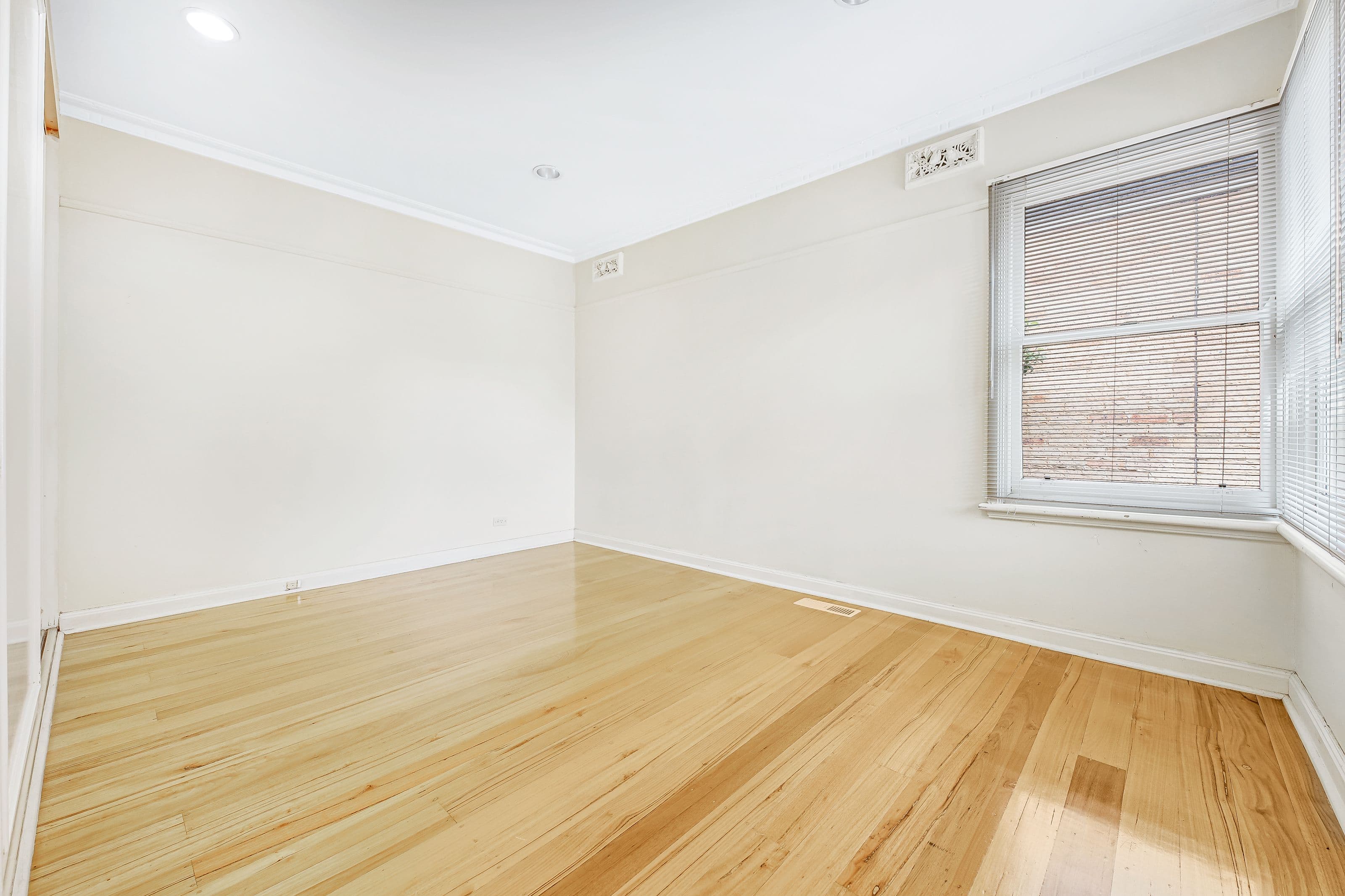 4 Glenmore Grove, Mount Waverley VIC 3149, Mount Waverley - Thumbnail 7