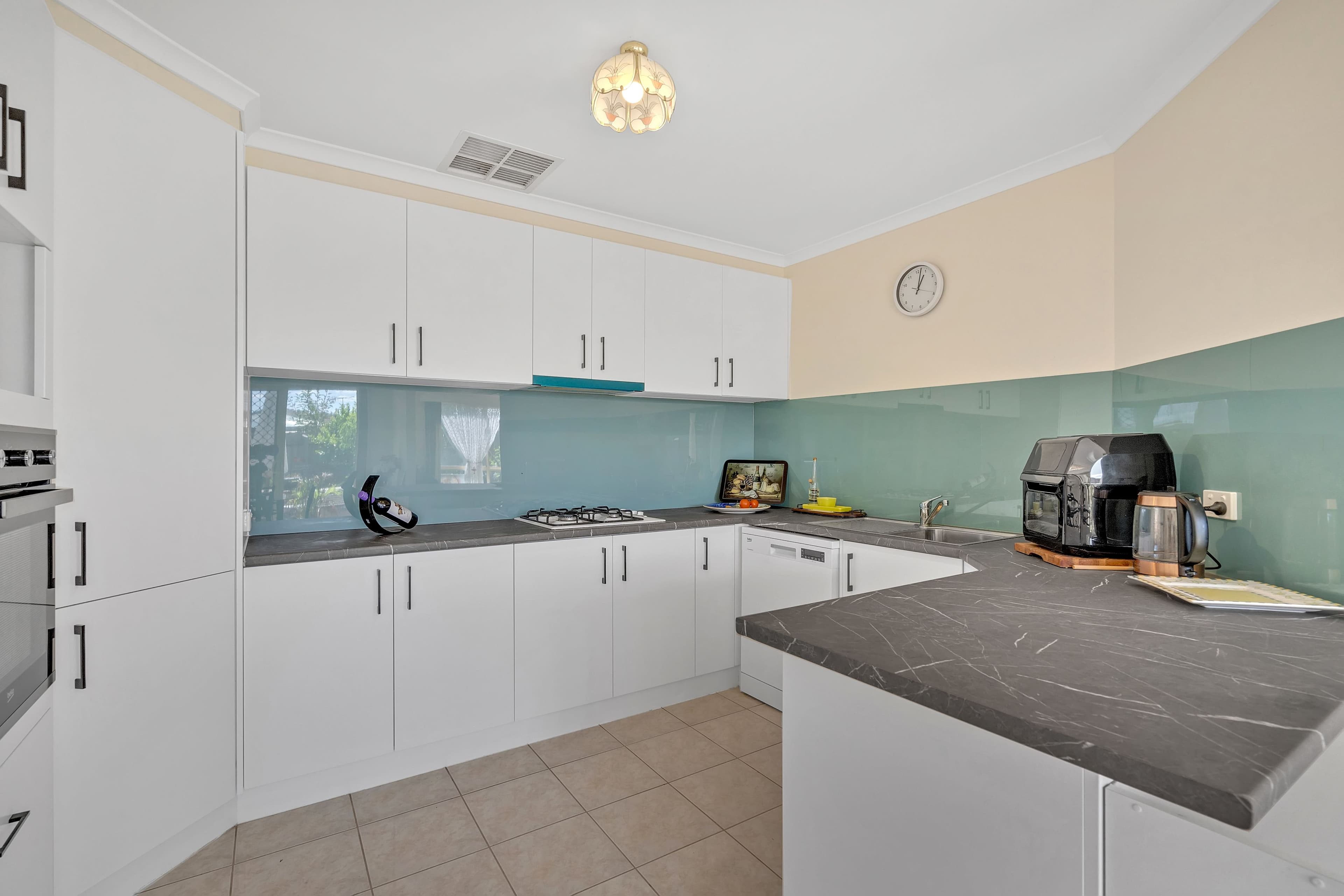 57-59 Yarcombe Crescent, Craigieburn VIC 3064, Craigieburn - Thumbnail 5