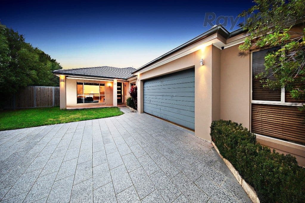 11 Ancona Court, Point Cook VIC 3030, Point Cook - Thumbnail 2