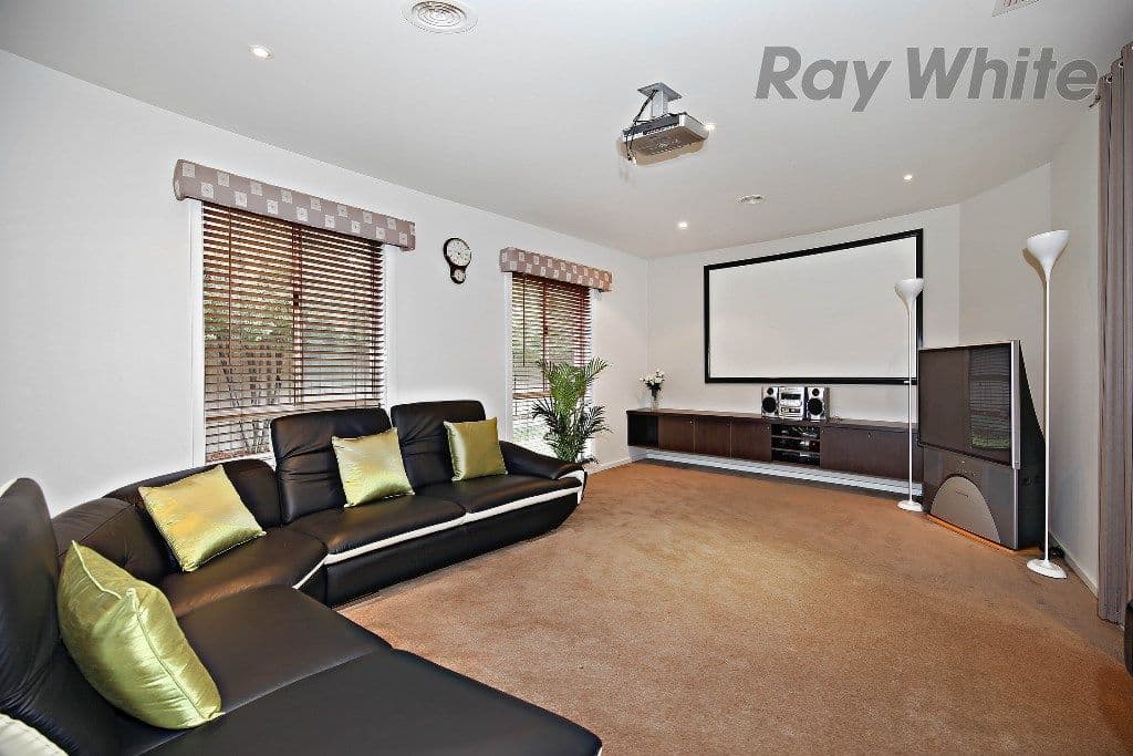11 Ancona Court, Point Cook VIC 3030, Point Cook - Thumbnail 3