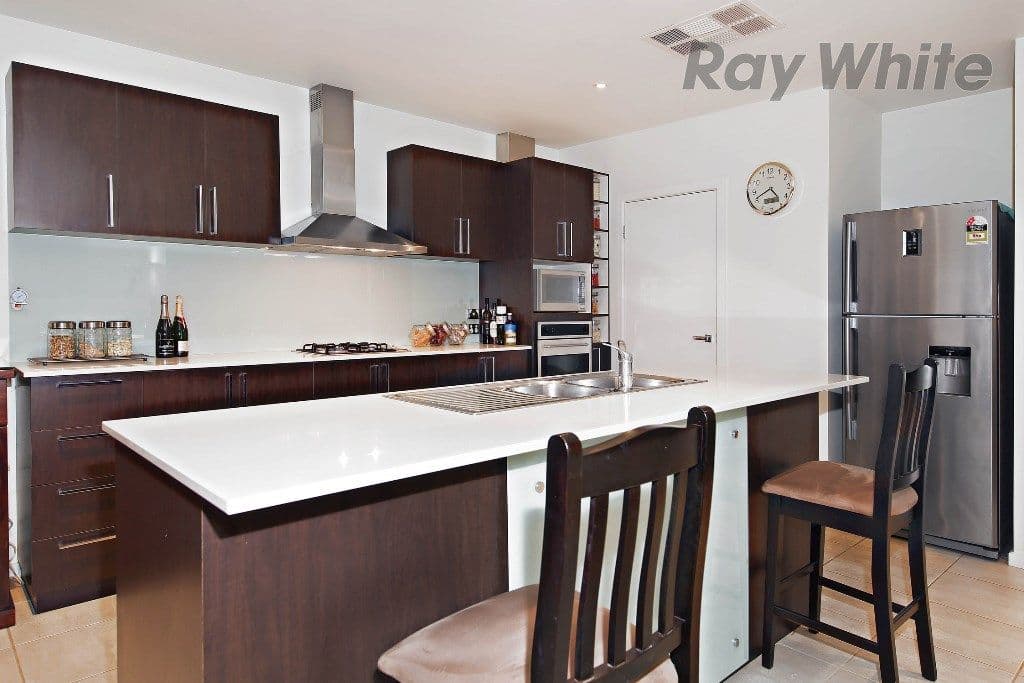 11 Ancona Court, Point Cook VIC 3030, Point Cook - Thumbnail 6