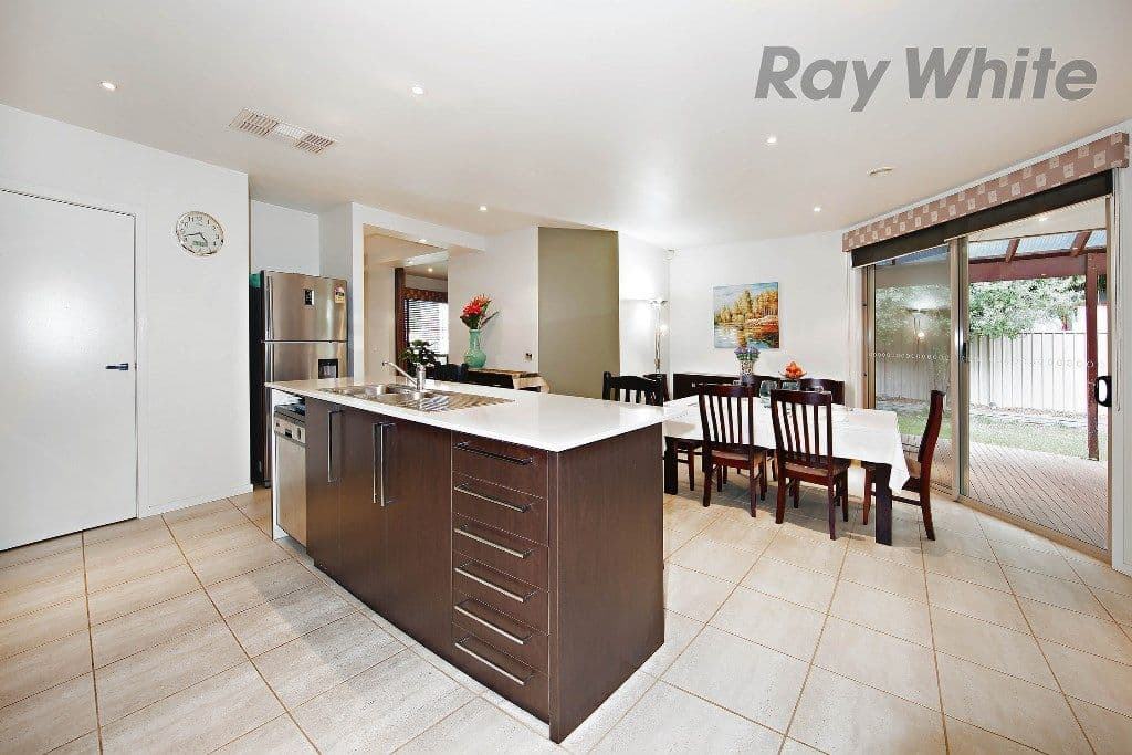 11 Ancona Court, Point Cook VIC 3030, Point Cook - Thumbnail 7