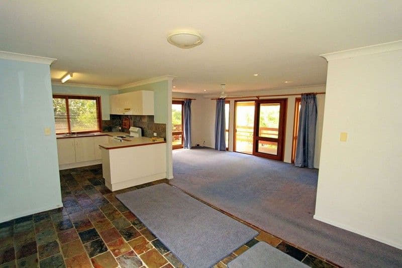 8 Shepherd Street, YEPPOON QLD 4703, Yeppoon - Thumbnail 4