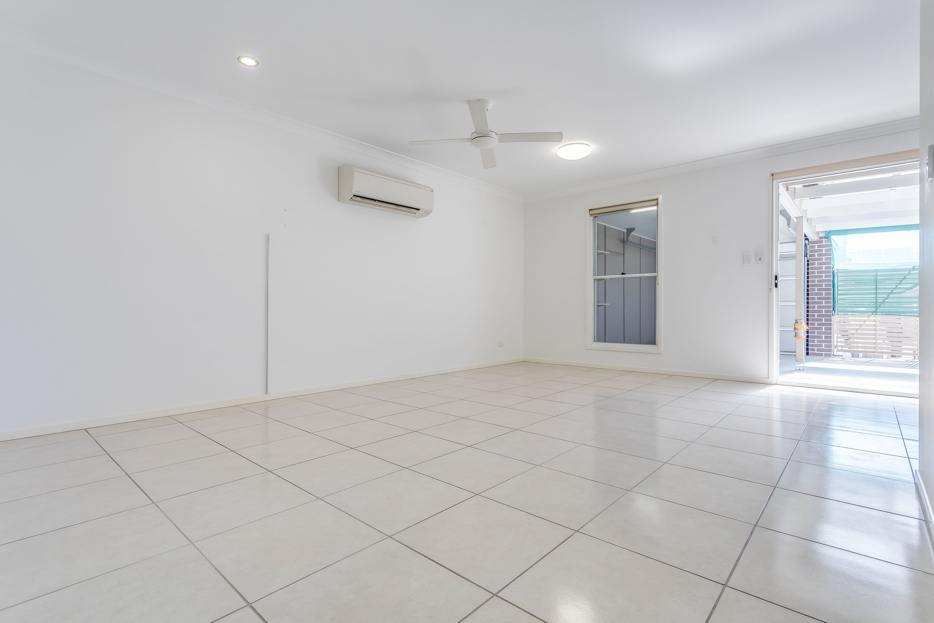 30 Shearer Crescent, Kallangur QLD 4503, Kallangur - Thumbnail 2
