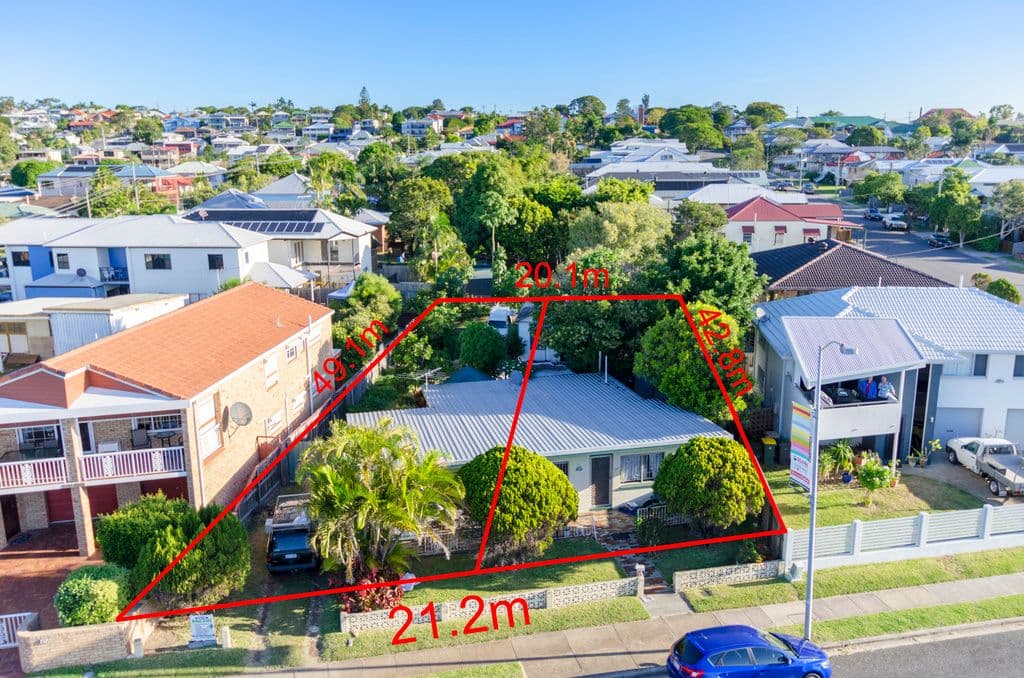 235 Wynnum Esplanade, Wynnum QLD 4178, Wynnum - Thumbnail 2