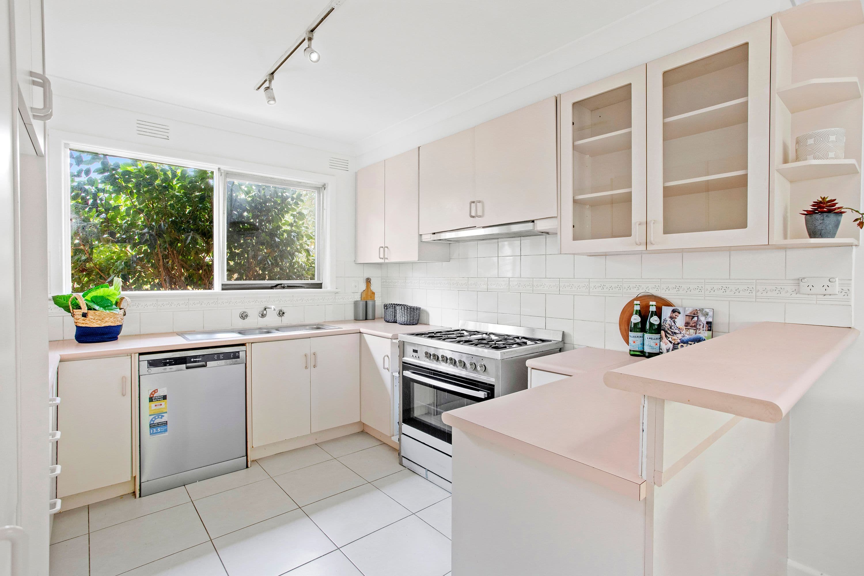 15 Yerrin Street, Balwyn VIC 3103, Balwyn - Thumbnail 4