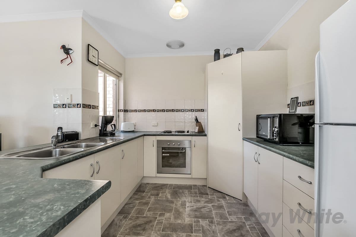 2A Orkney Avenue, Marion SA 5043, Marion - Thumbnail 2