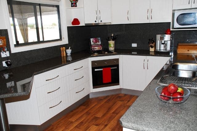 9 O'Loughlin Terrace, PORT NEILL SA 5604, Port Neill - Thumbnail 3
