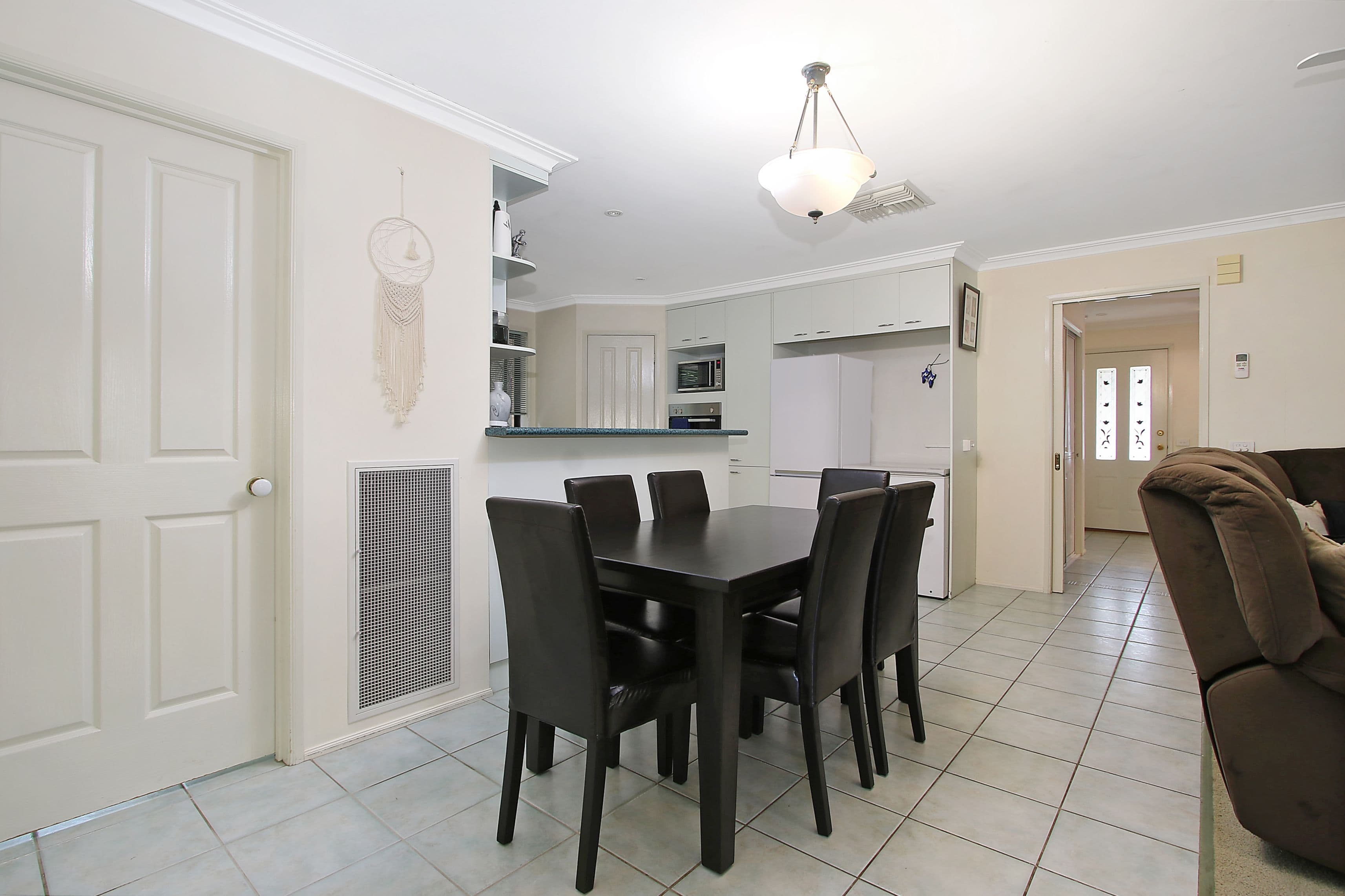 251 Desmond Street, Lavington NSW 2641, Lavington - Thumbnail 5