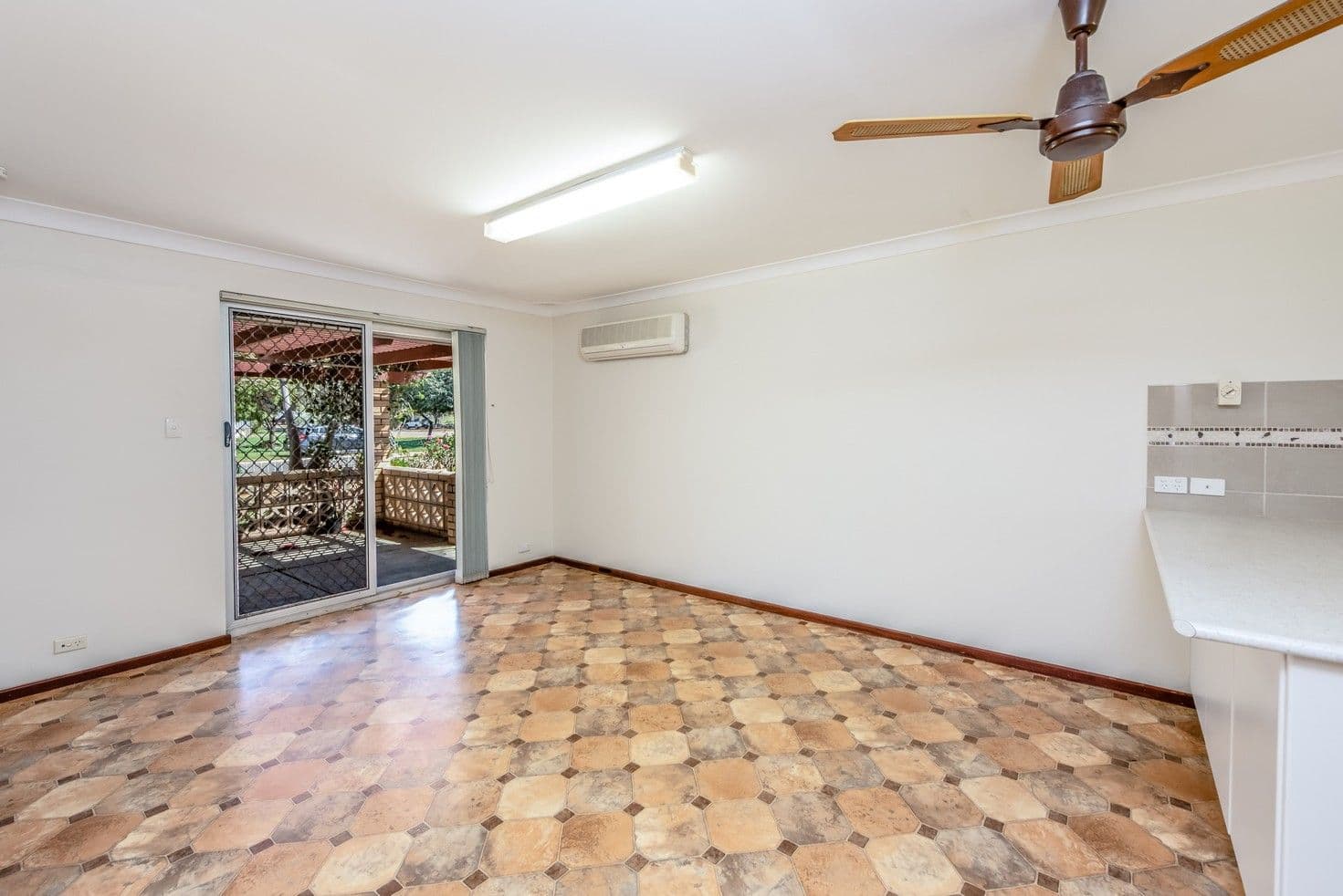 10 Short Street, Dongara WA 6525, Dongara - Thumbnail 5