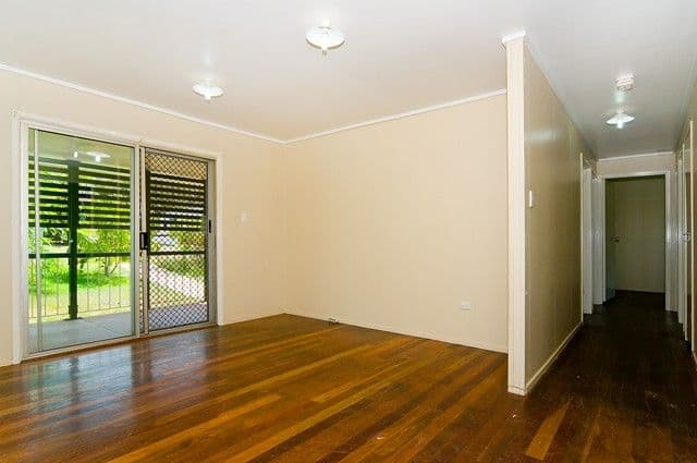 14 Fitchett Street, GOODNA QLD 4300, Goodna - Thumbnail 4