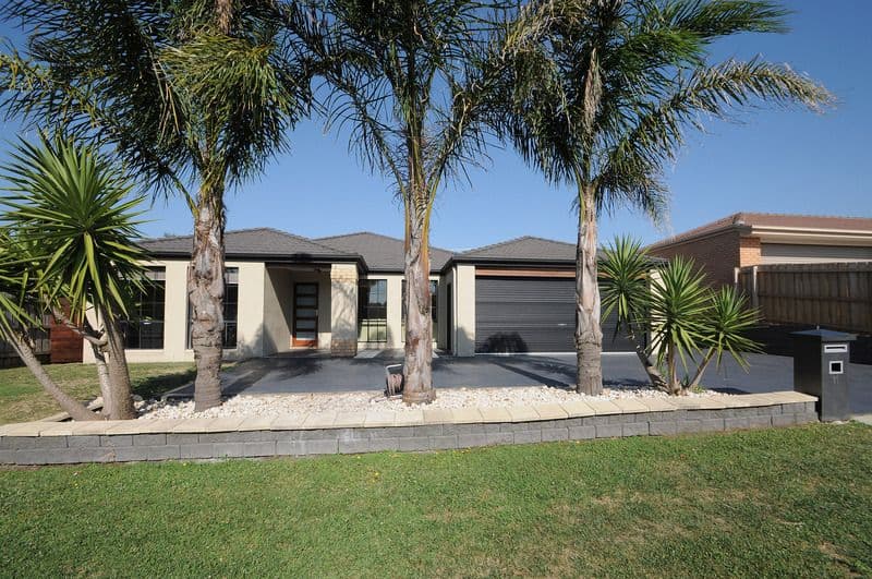 11 Whiting Court, SKYE VIC 3977, Skye - Image 1