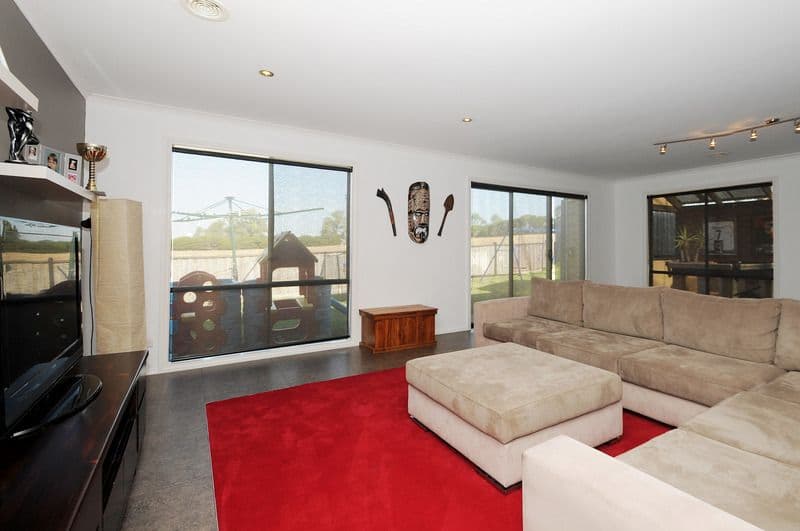 11 Whiting Court, SKYE VIC 3977, Skye - Thumbnail 4